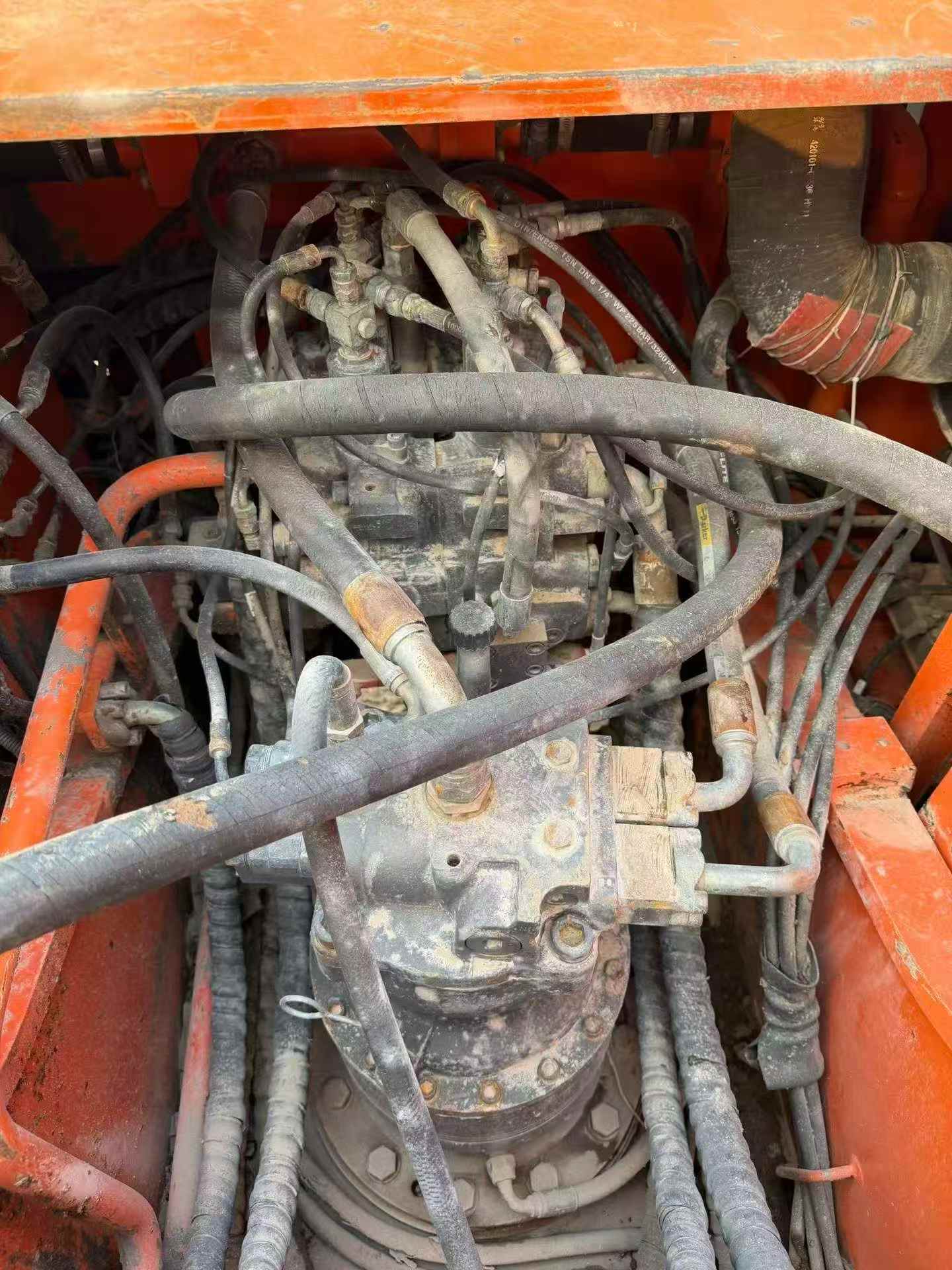 Buy Doosan DH215-7 Used Excavator / 6