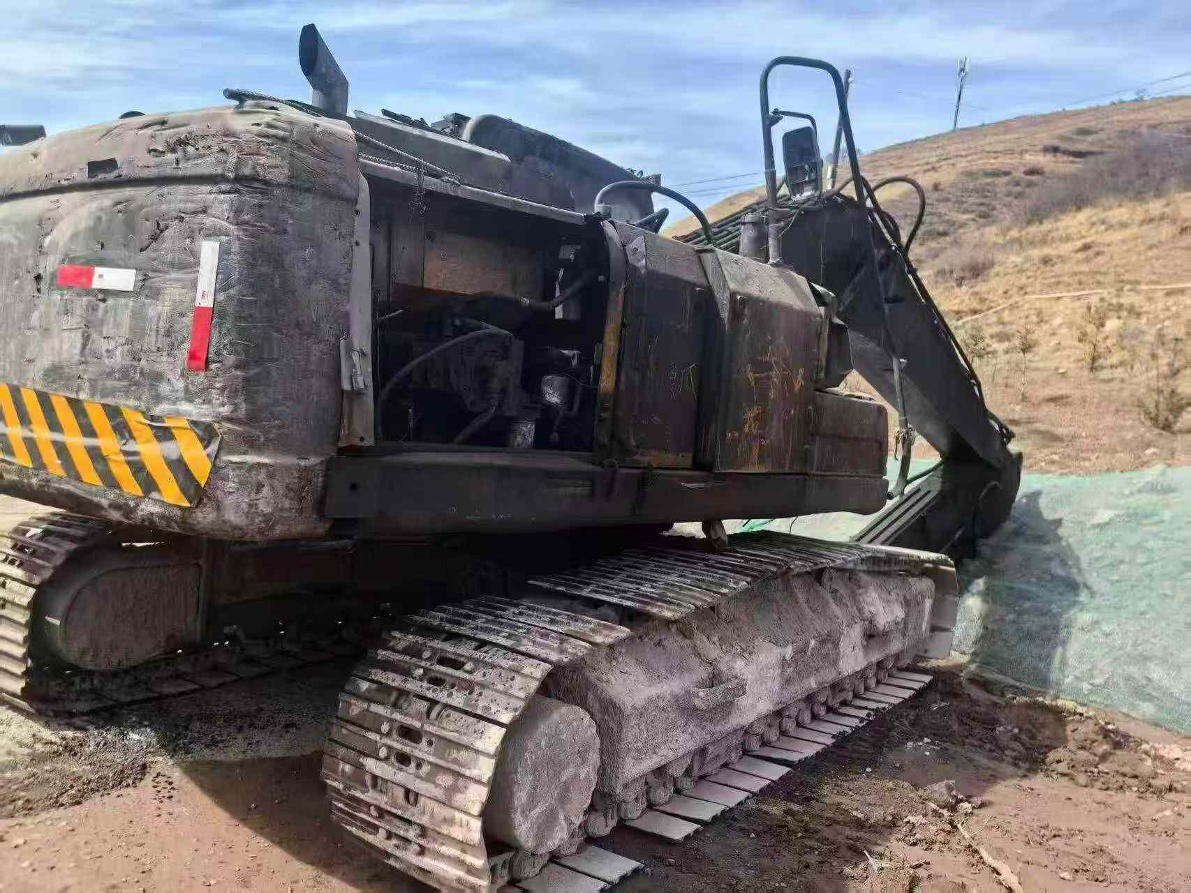 Buy Hyundai R225-7 Used Excavator / 4