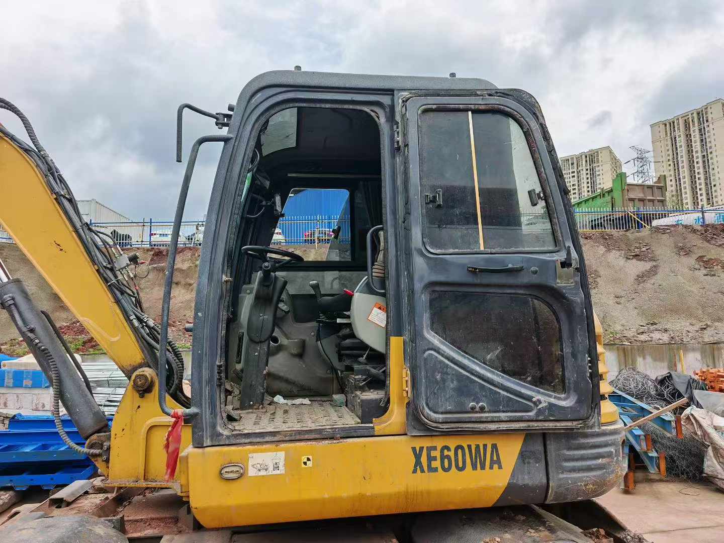 Buy XCMG XE60 Used Excavator / 5