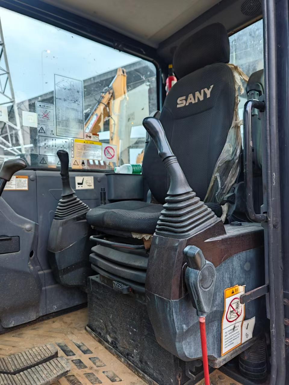 Buy Sany SY60 Used Excavator / 7