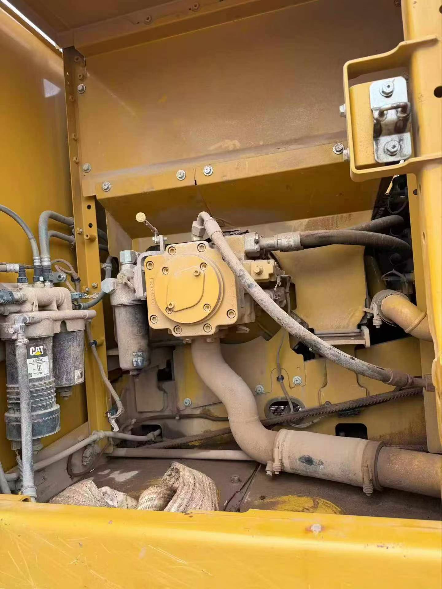 Buy Caterpillar 320A Used Excavator / 5