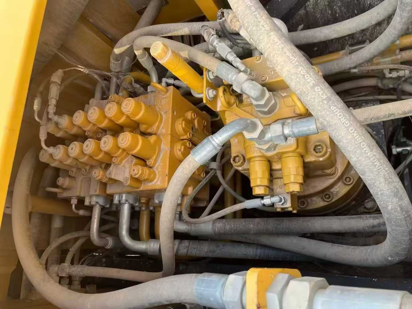 Buy Sany SY215C Used Excavator / 2