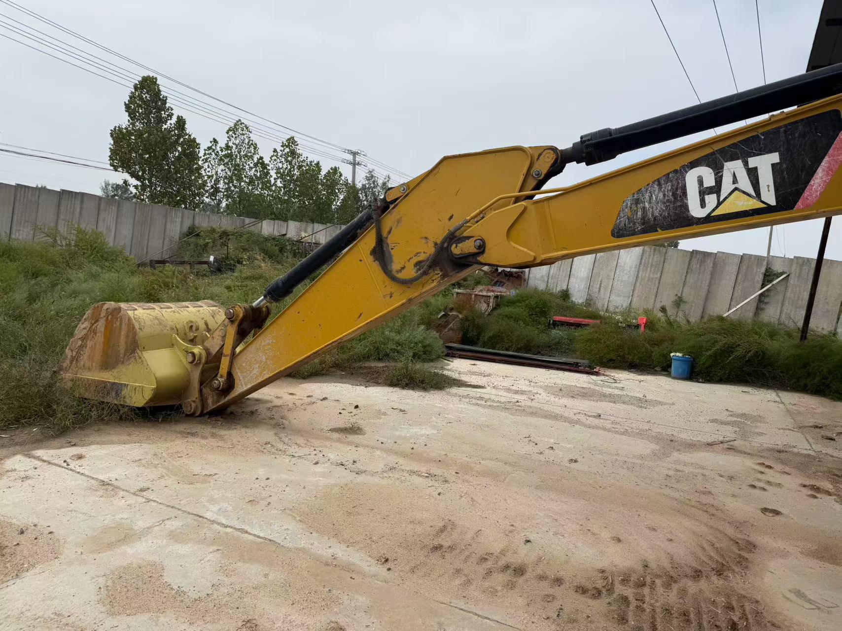 Buy Caterpillar 320D2GC Used Excavator / 7