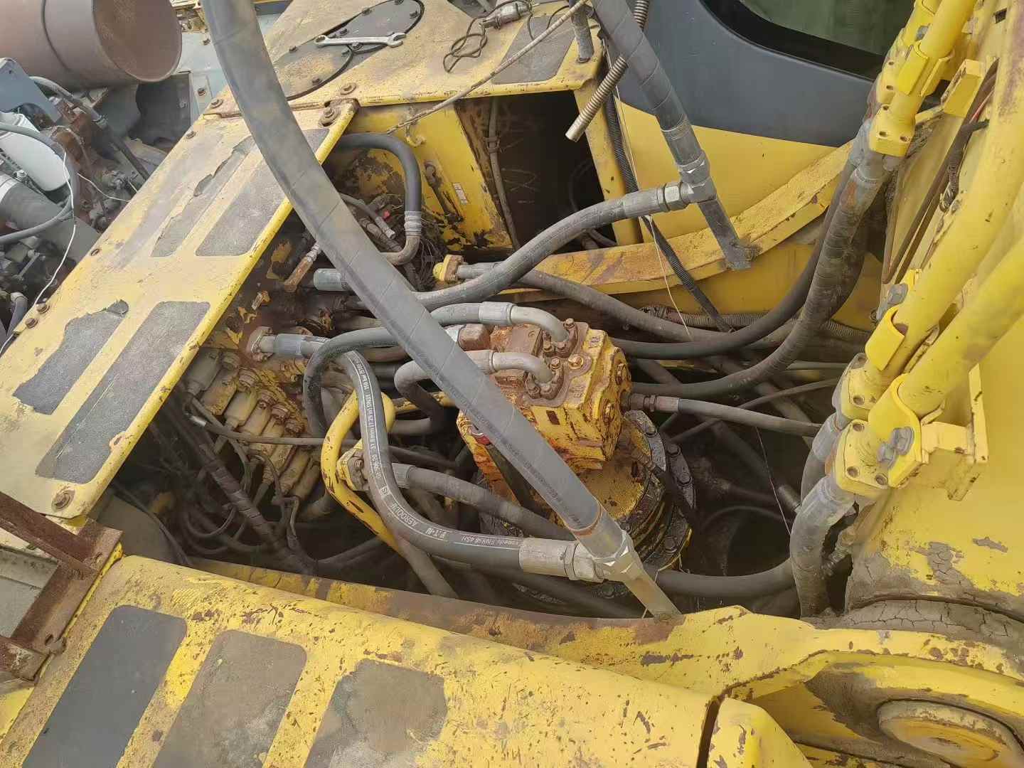 Buy Komatsu PC360-7 Used Excavator / 4