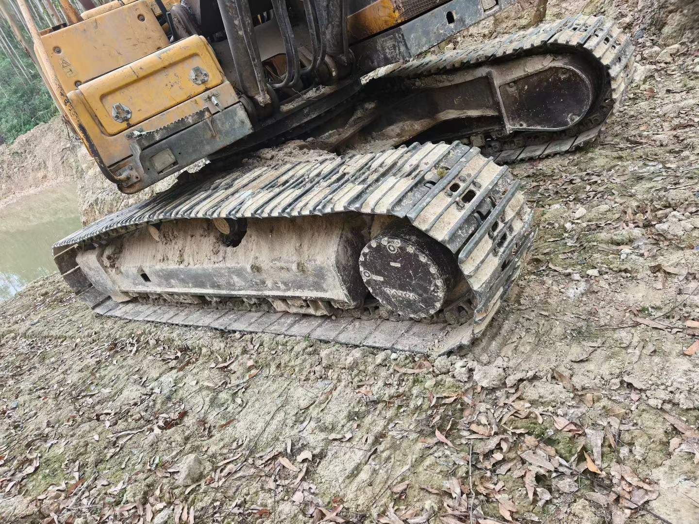 Buy Volvo EC210B Used Excavator / 2