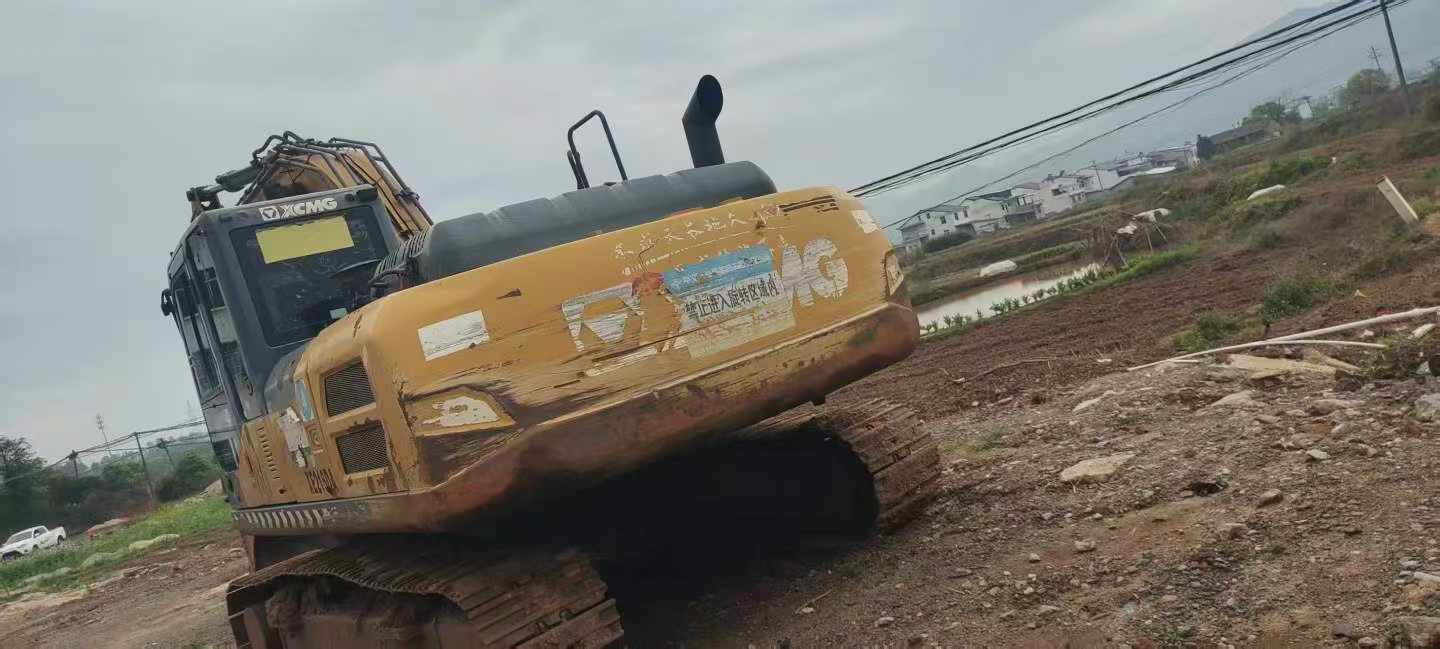 Buy XCMG XE200 Used Excavator / 4