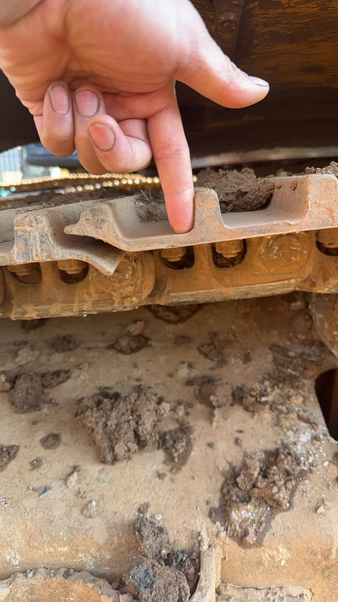 Buy Caterpillar 320A Used Excavator / 2