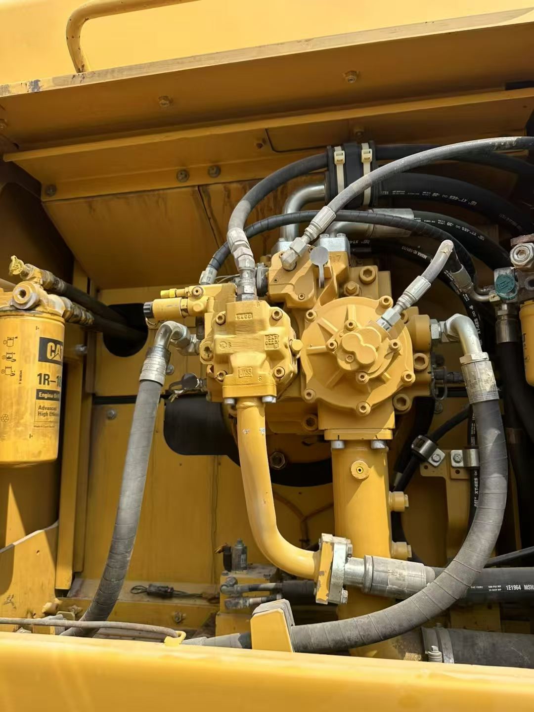 Buy Caterpillar 349E Used Excavator / 4