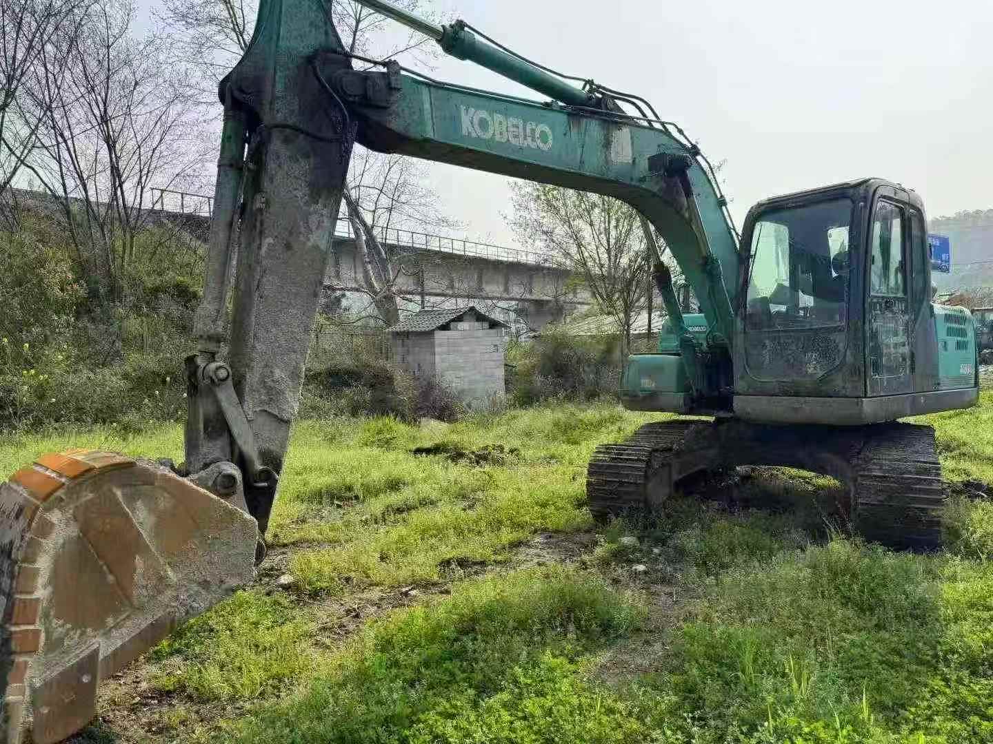 Buy Kobelco SK140 Used Excavator / 2