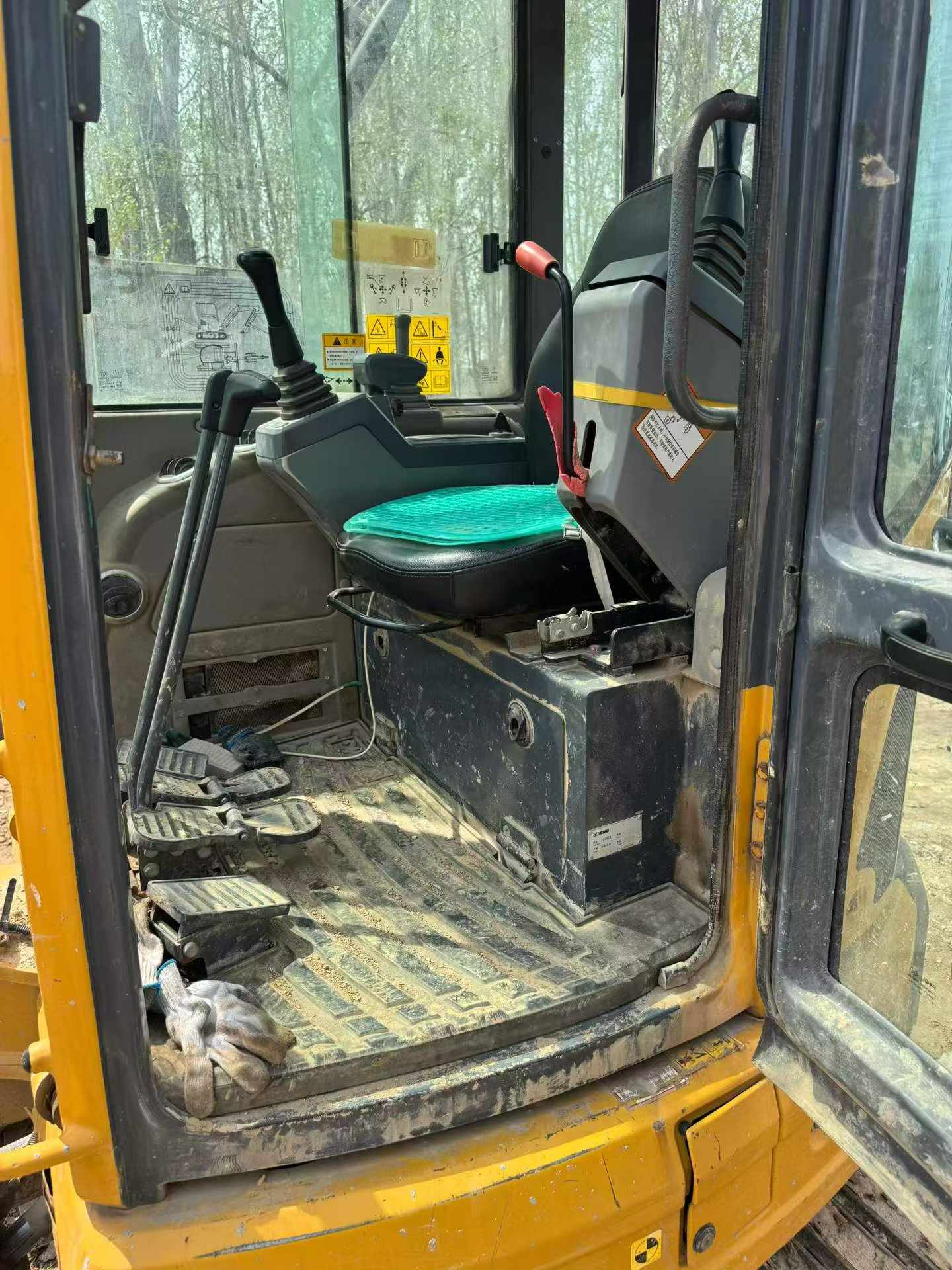 Buy XCMG XE35U Used Excavator / 3