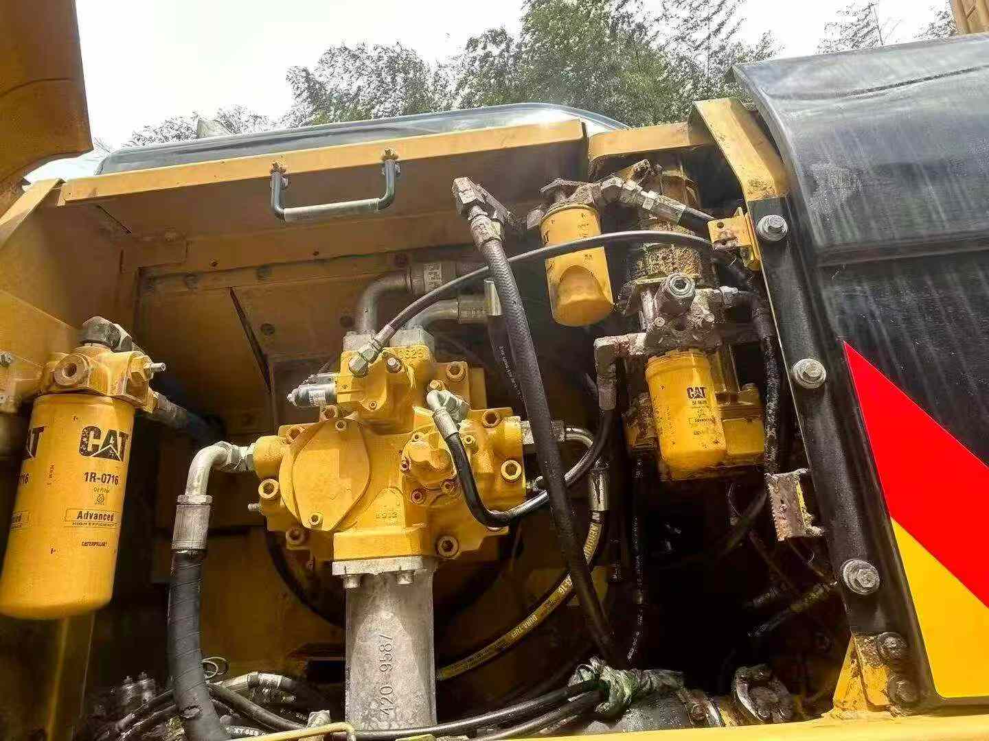 Buy Caterpillar 340D2L Used Excavator / 5