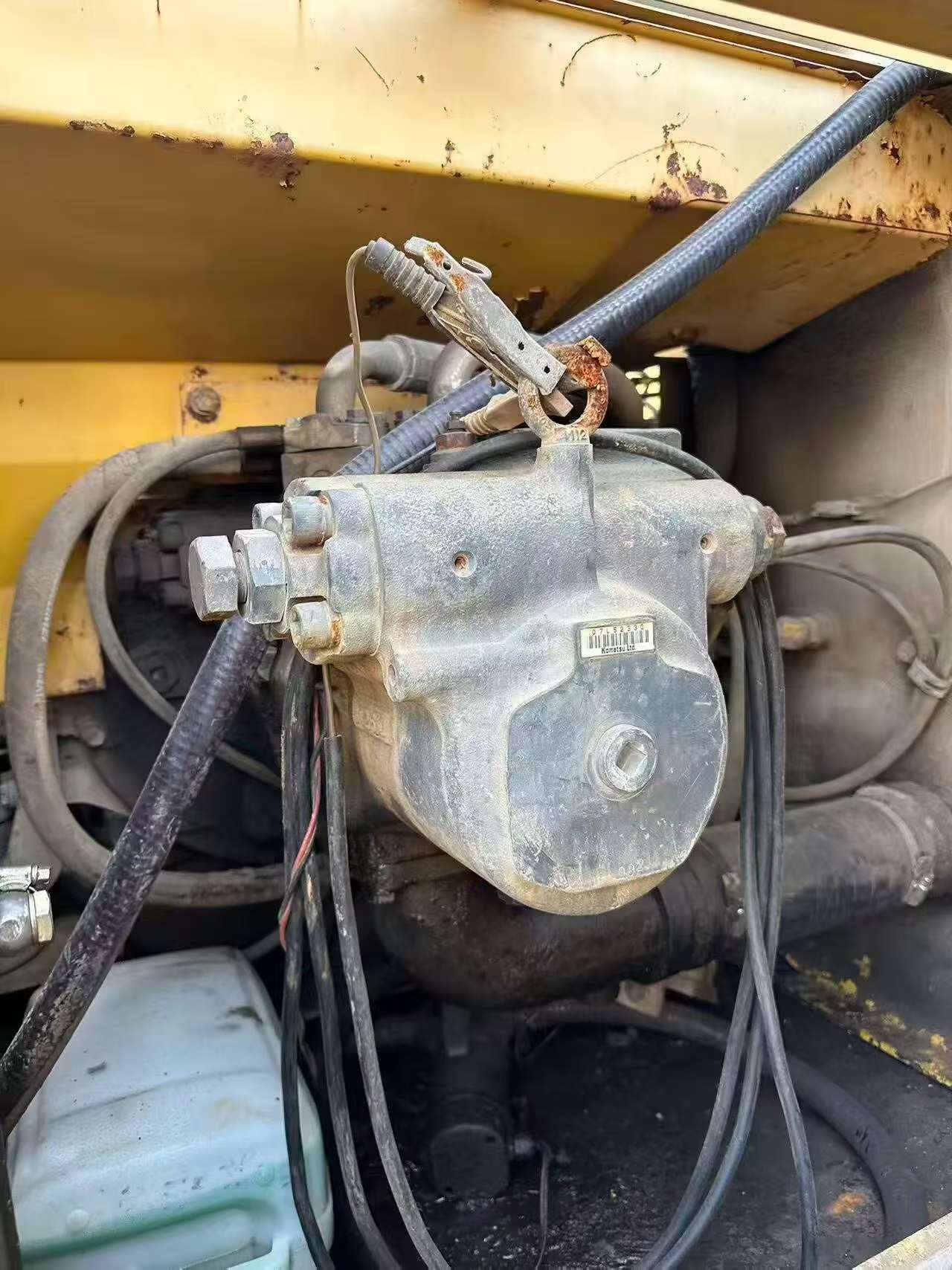 Buy Komatsu PC200-6E Used Excavator / 7