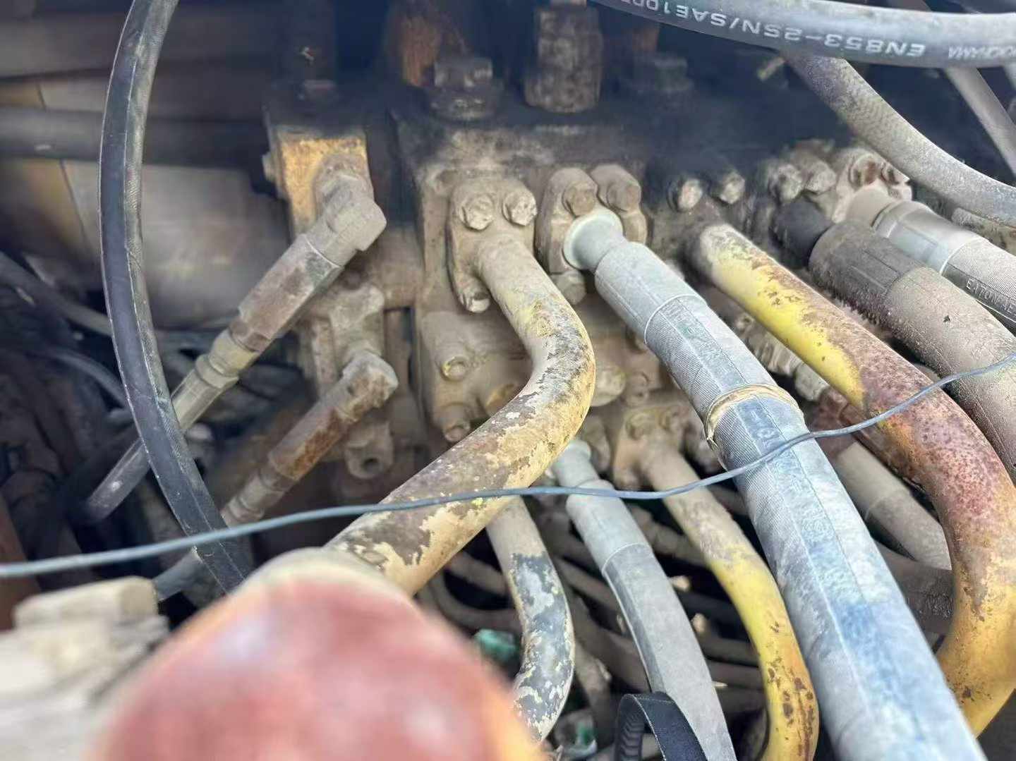 Buy Komatsu PC200-6E Used Excavator / 6