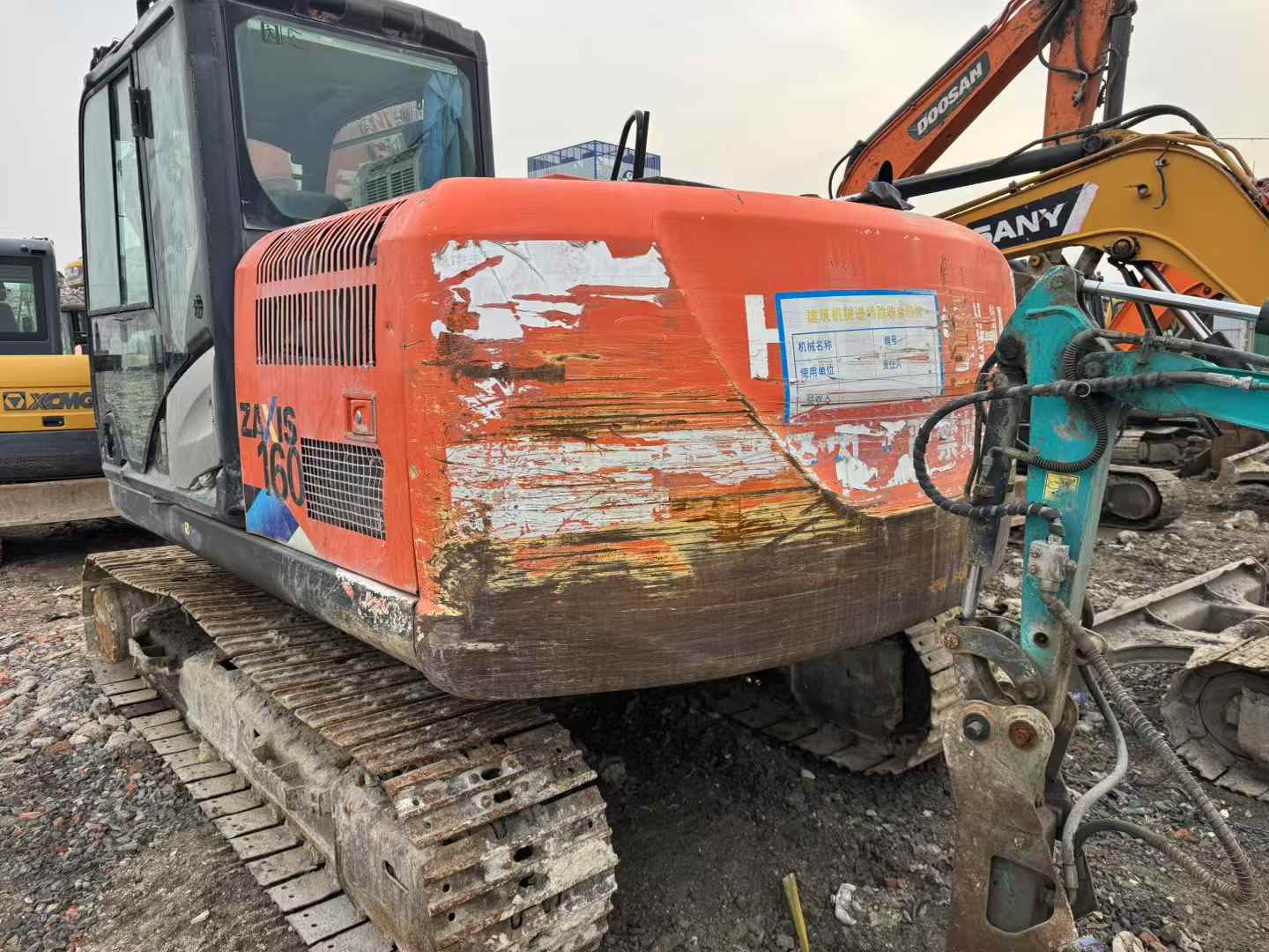 Buy Hitachi EX130H-5 Used Excavator / 2