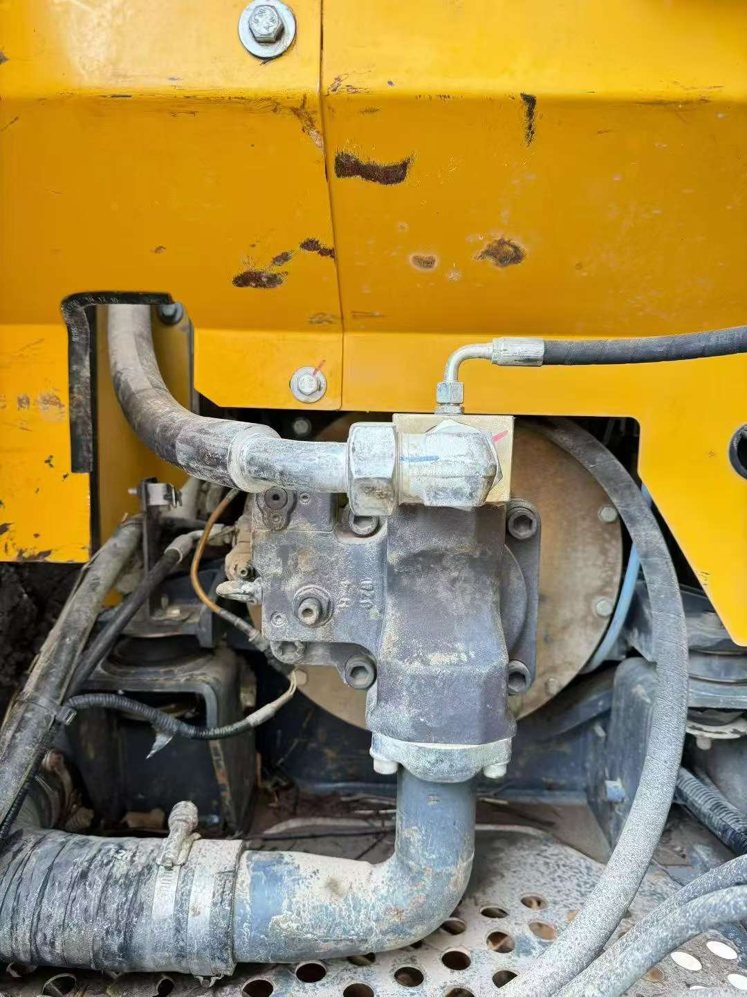 Buy XCMG XE75DA Used Excavator / 4