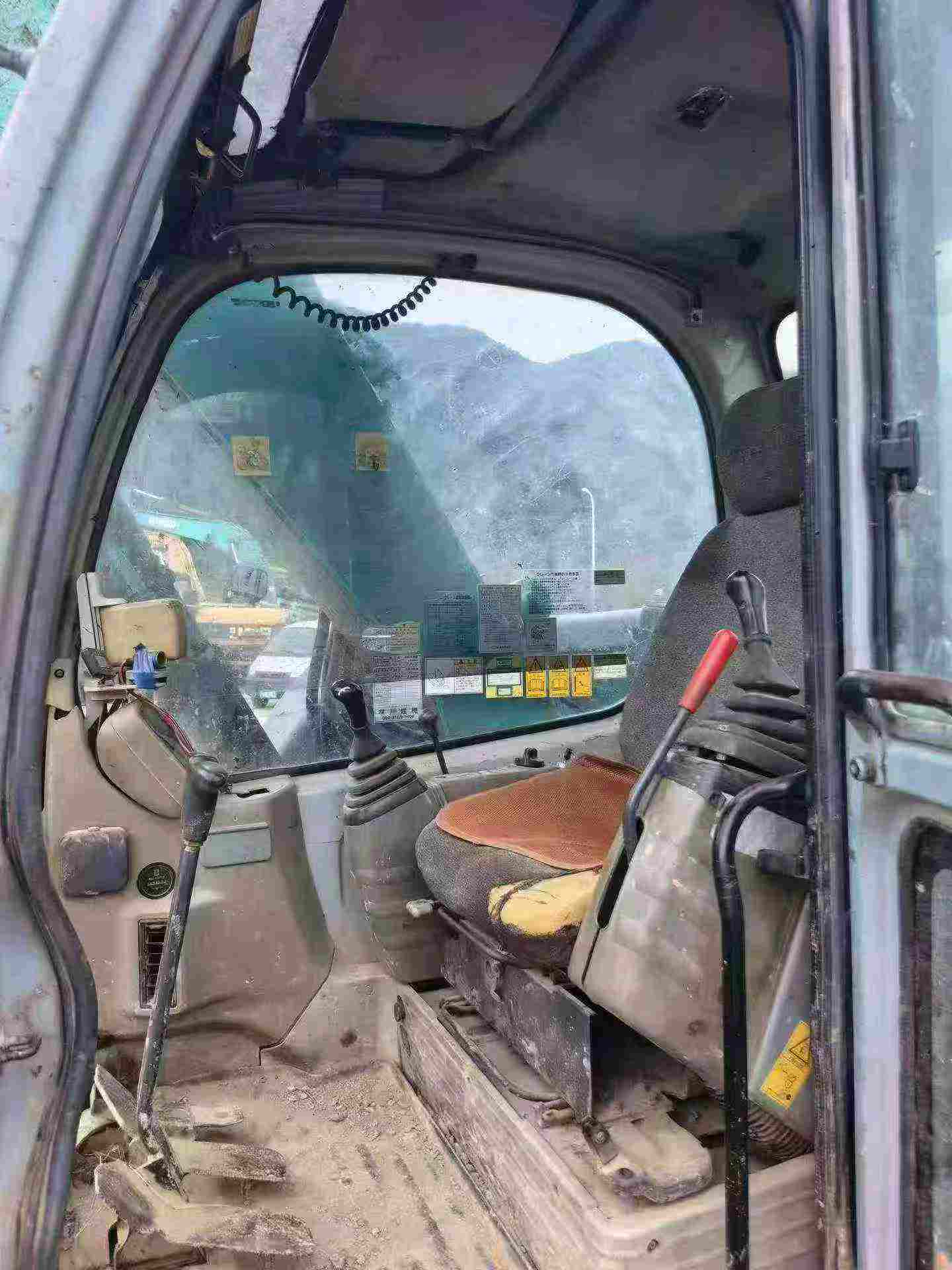 Buy Kobelco SK70SR Used Excavator / 6