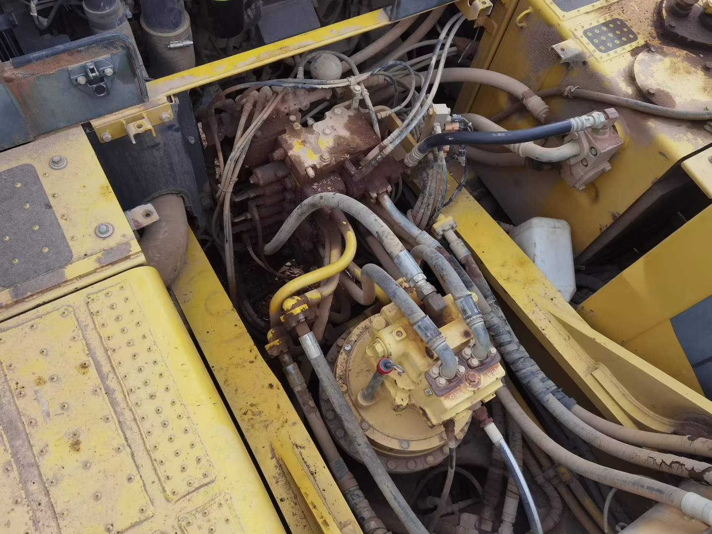 Buy Komatsu PC450-8 Used Excavator / 6