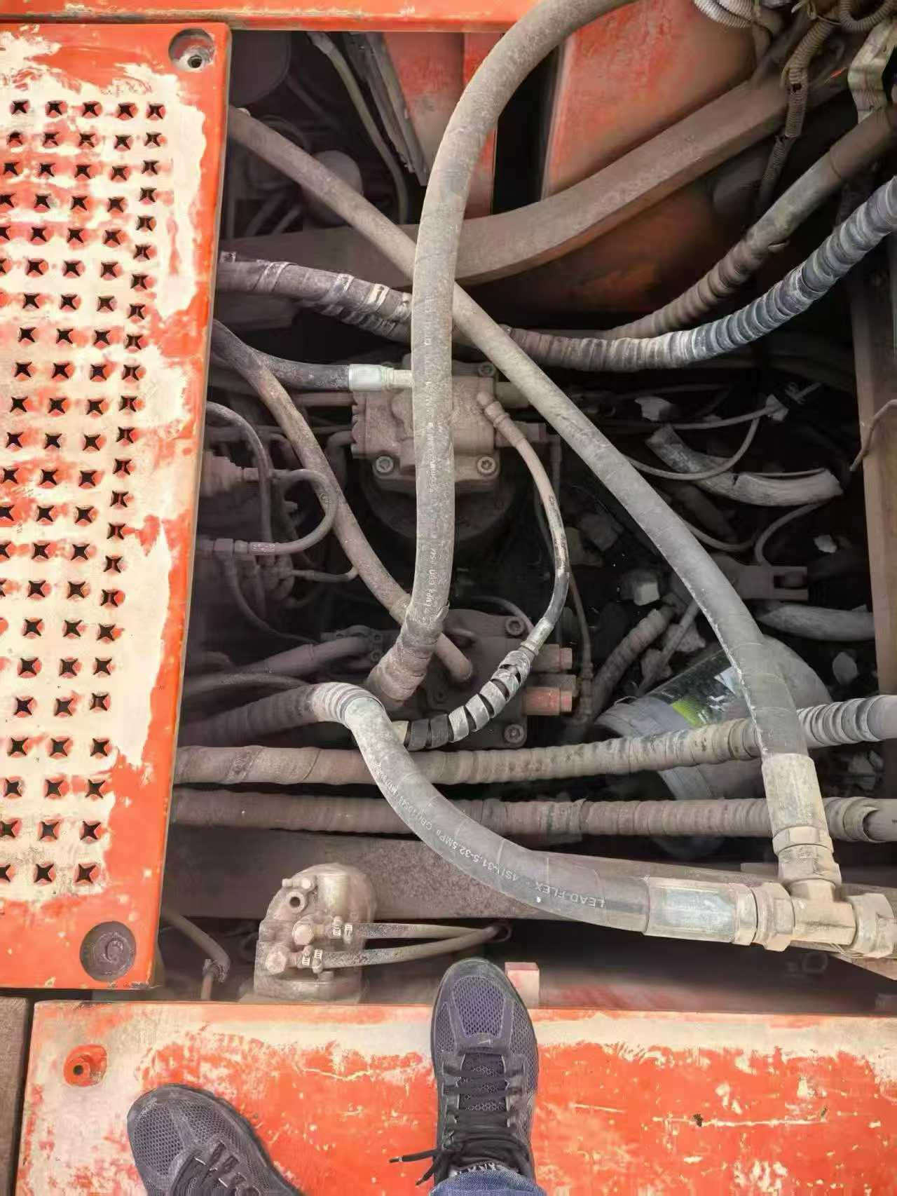 Buy Doosan DH500 Used Excavator / 4