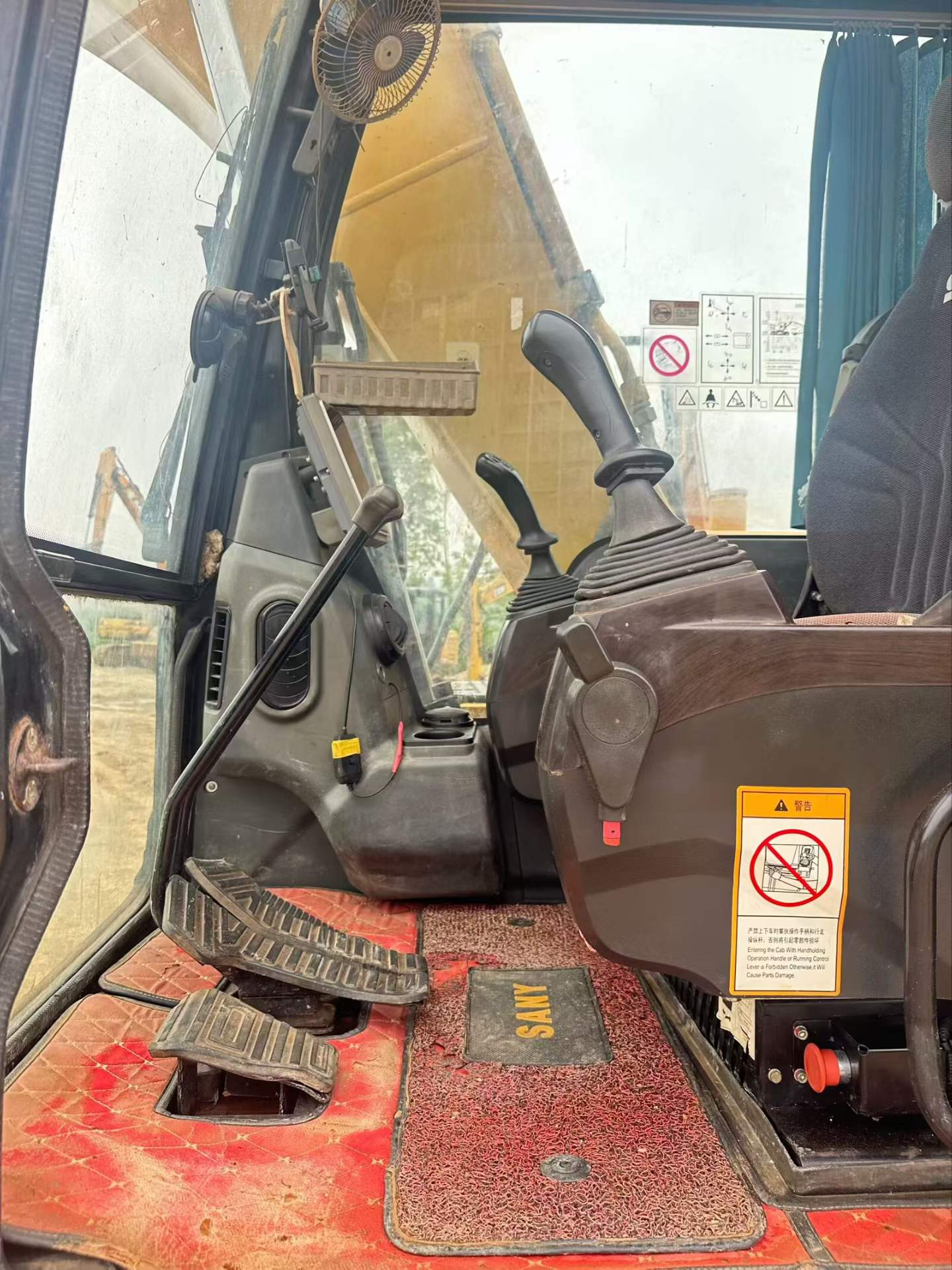 Buy Sany SY135C Used Excavator / 6
