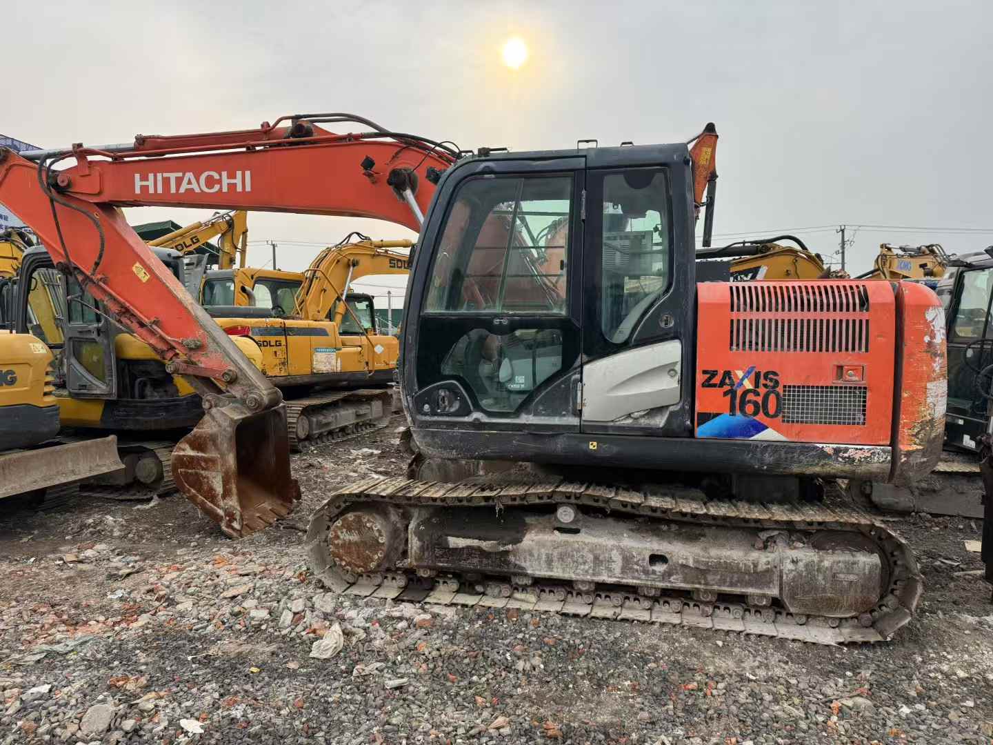 Buy Hitachi EX130H-5 Used Excavator / 4