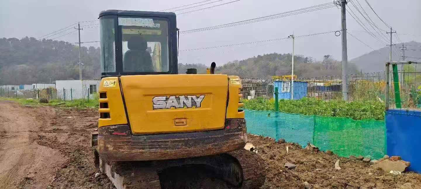 Buy Sany SY55 Used Excavator / 2
