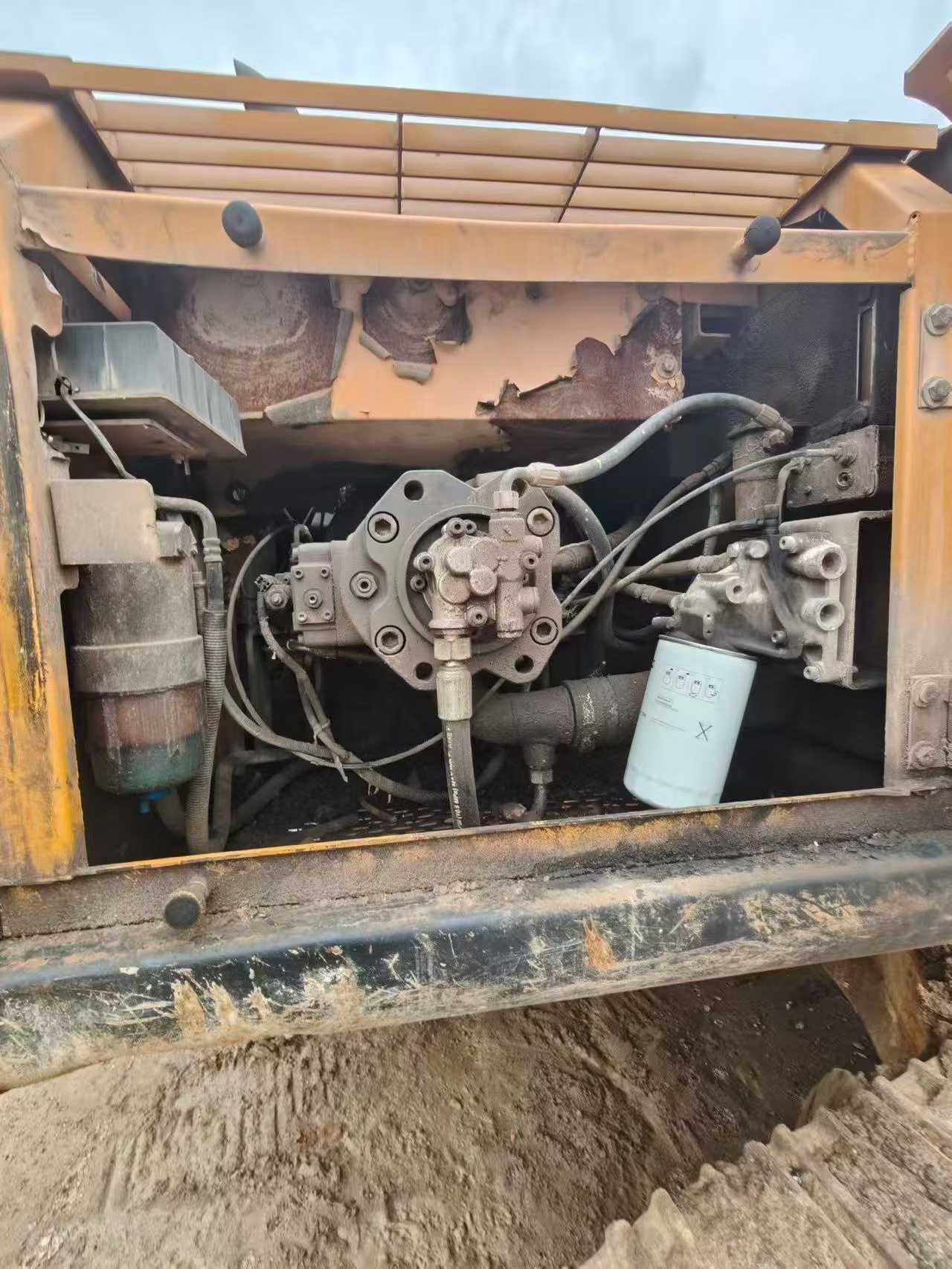 Buy Sany SY215C-8 Used Excavator / 3