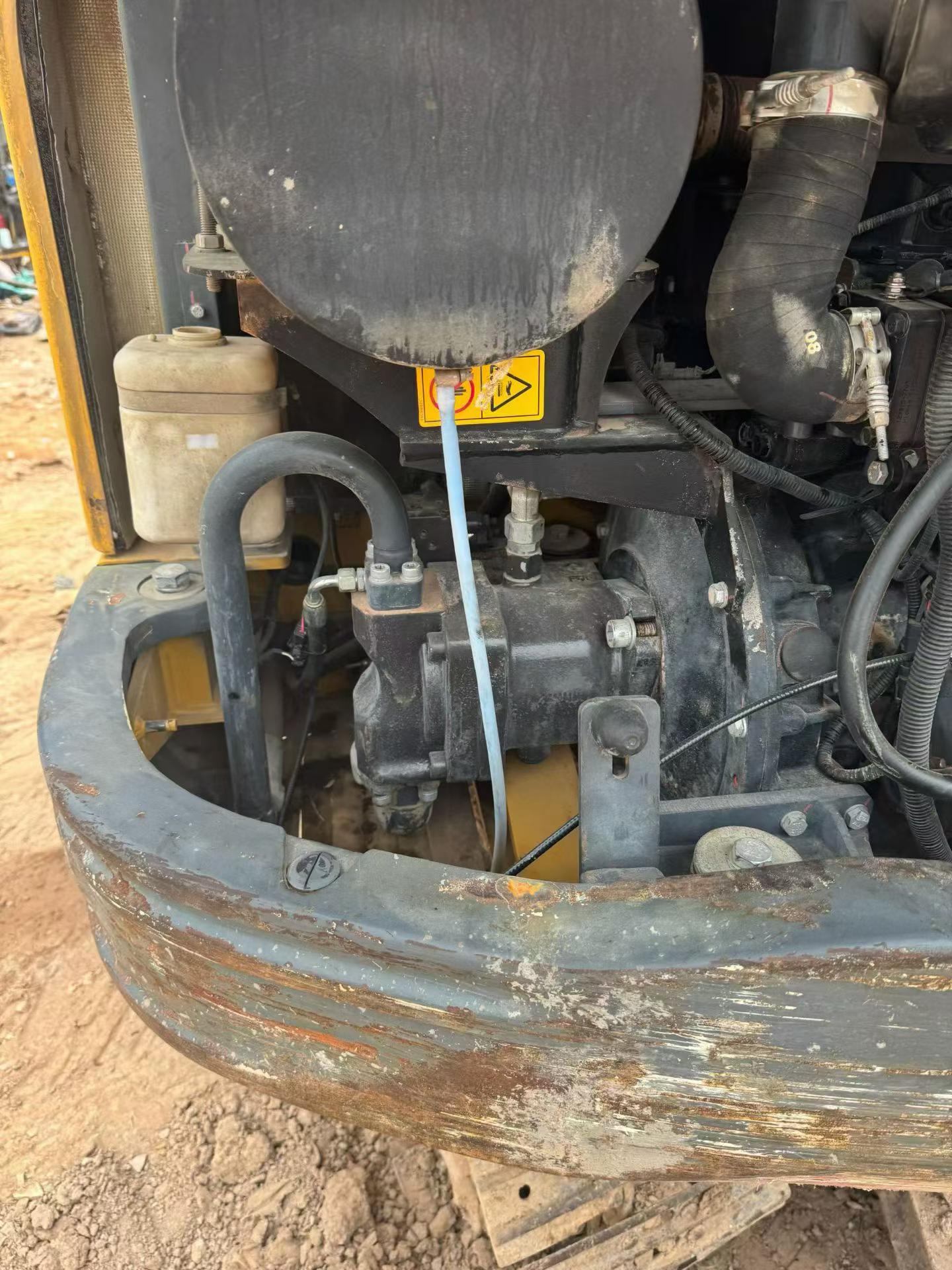 Buy XCMG XE60 Used Excavator / 5