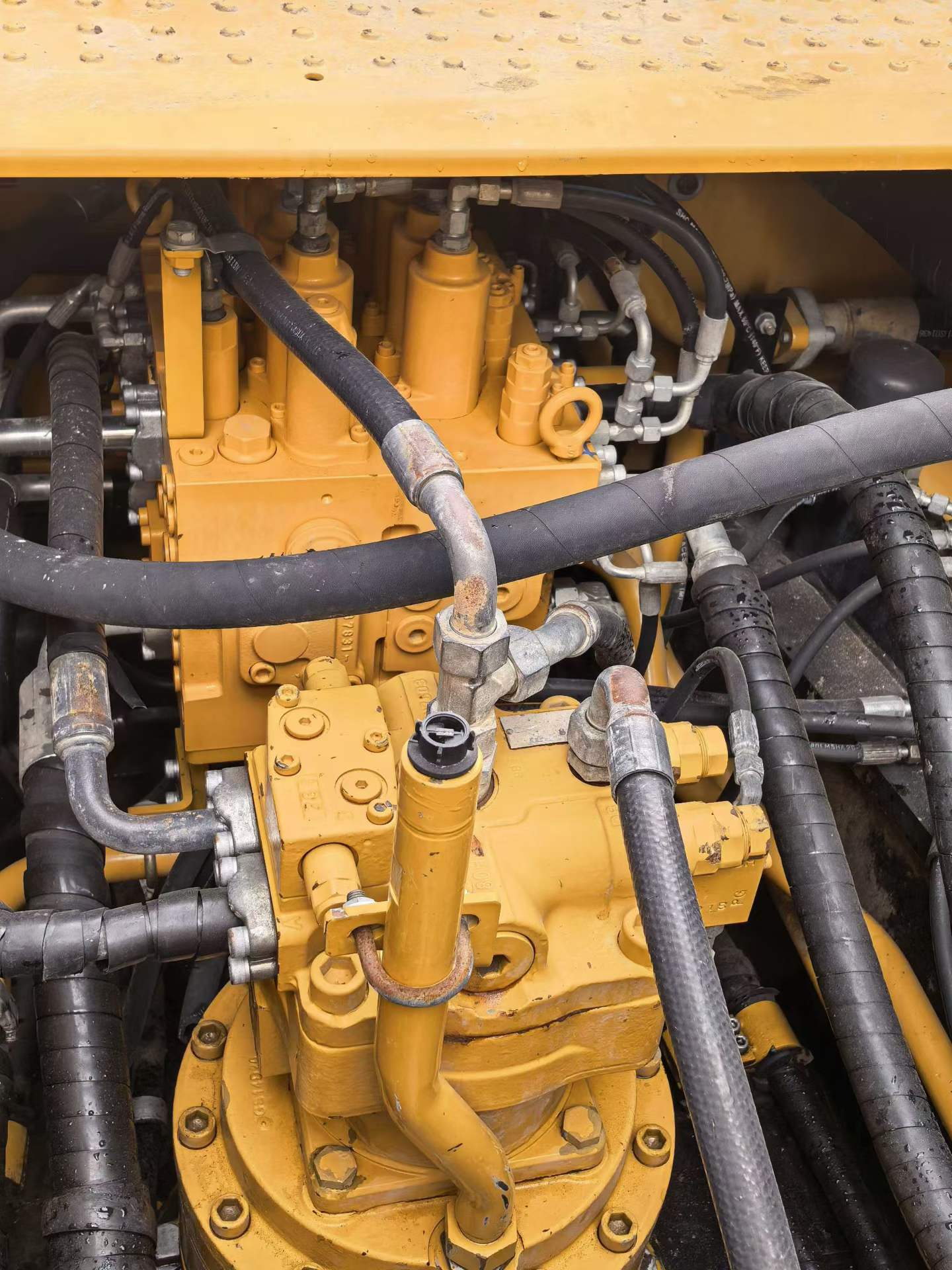 Buy Sany SY245H Used Excavator / 4