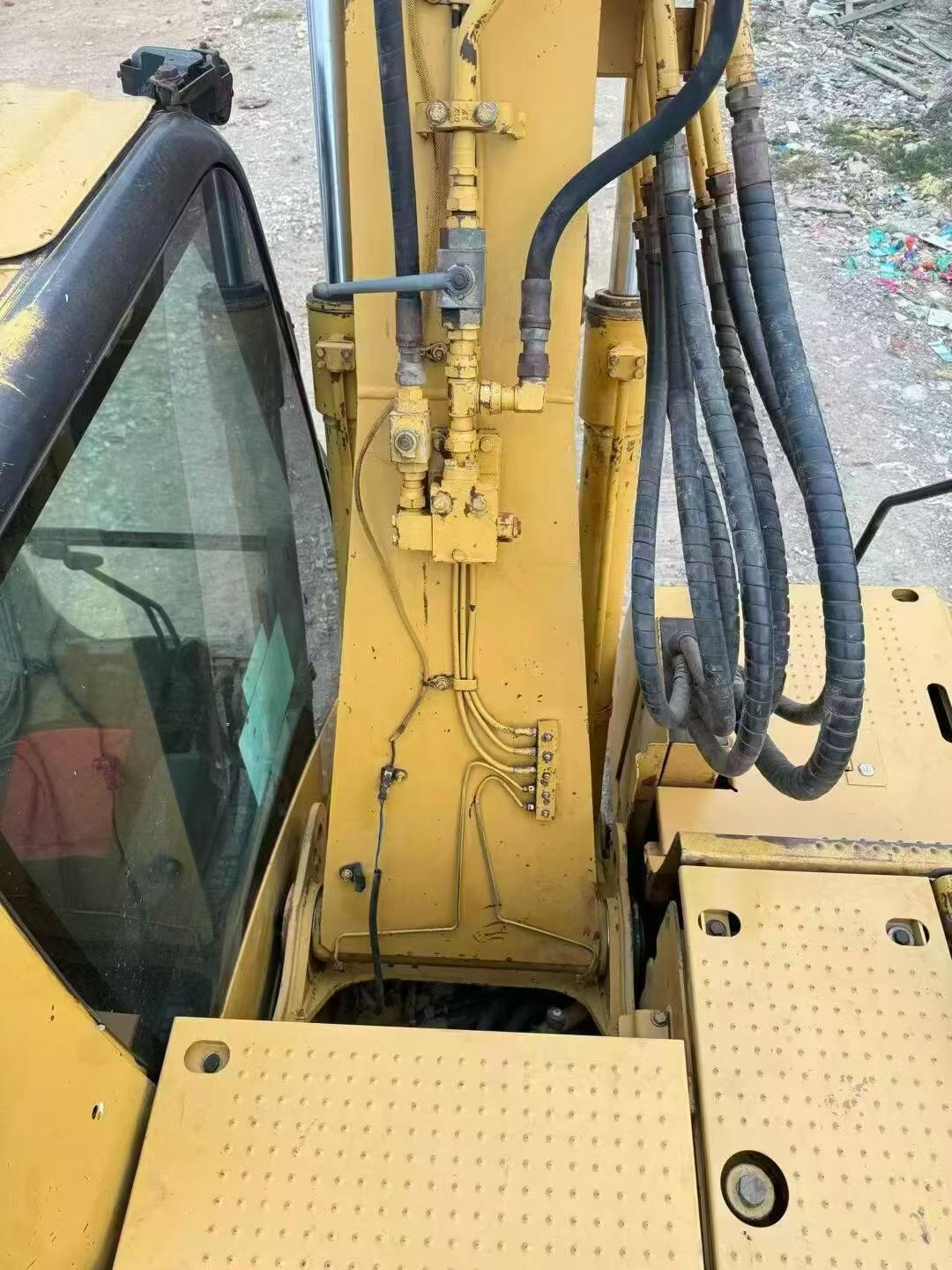 Buy Caterpillar 311C Used Excavator / 5