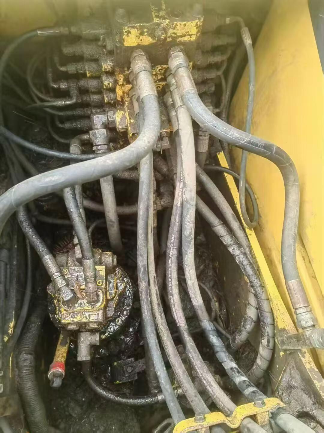 Buy Komatsu PC110-7 Used Excavator / 7