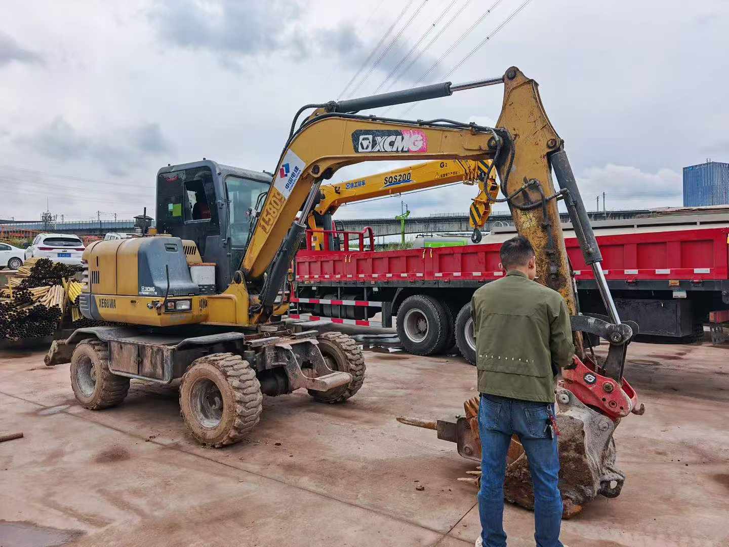 Buy XCMG XE60 Used Excavator / 8