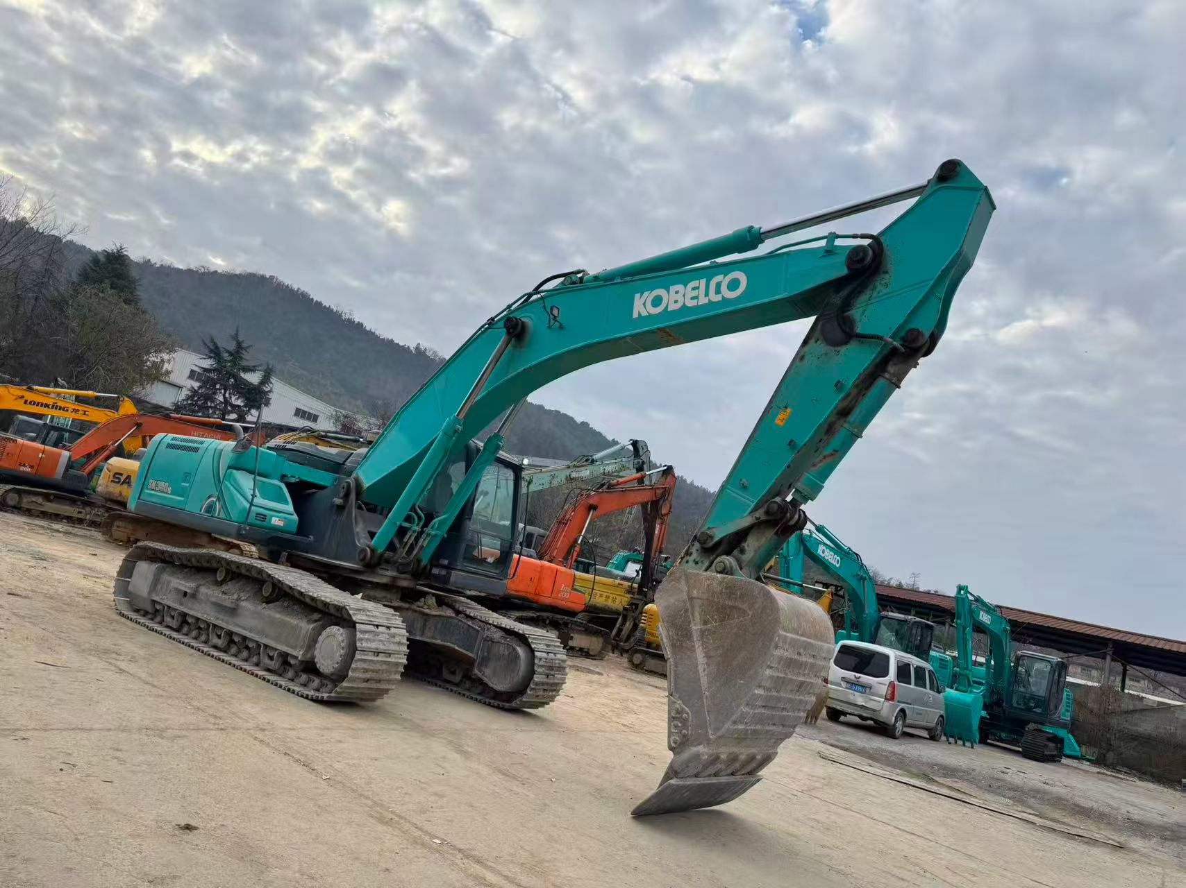 Buy Kobelco SK350-8 Used Excavator / 2