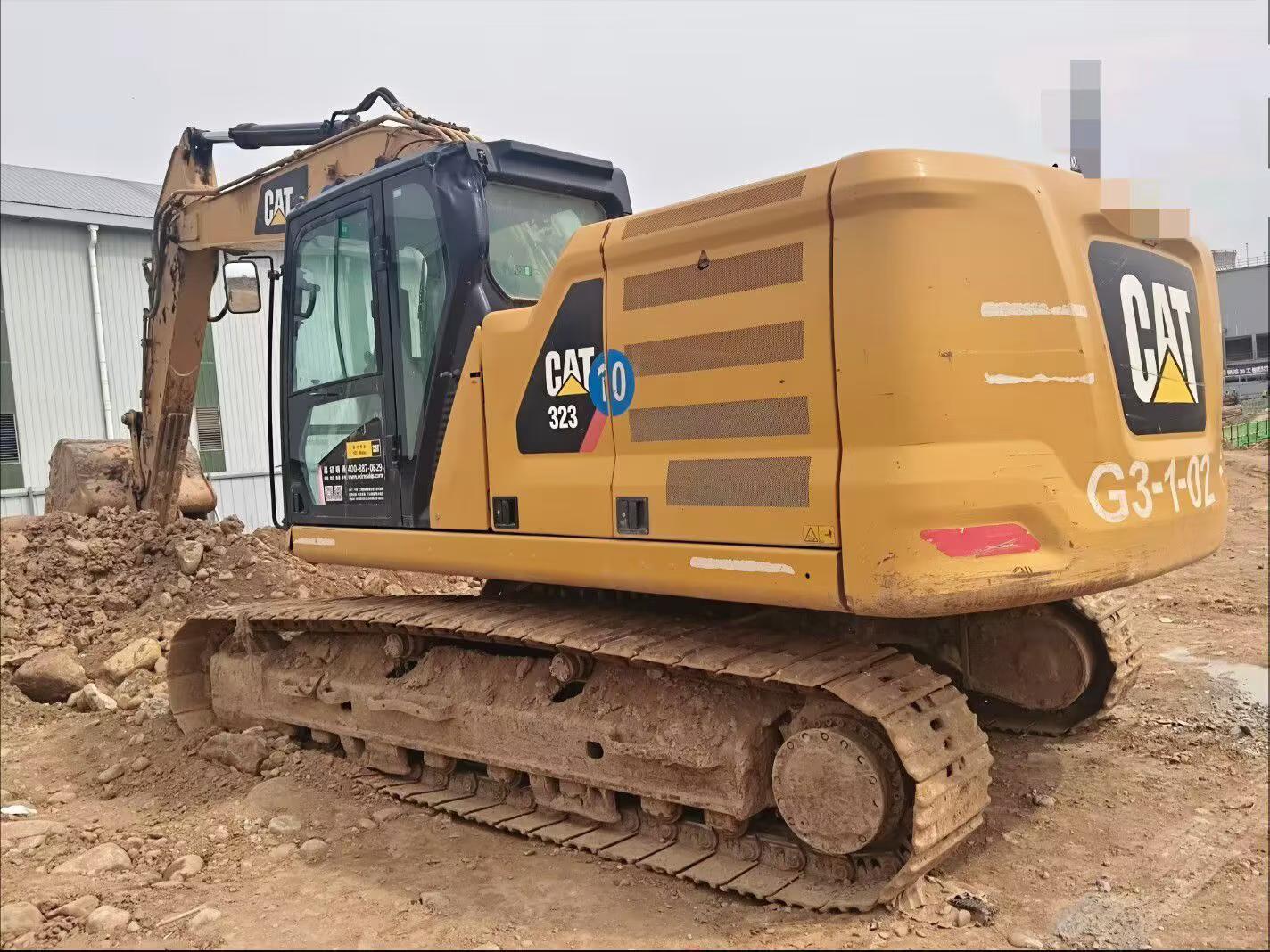Buy Caterpillar 323 Used Excavator / 4
