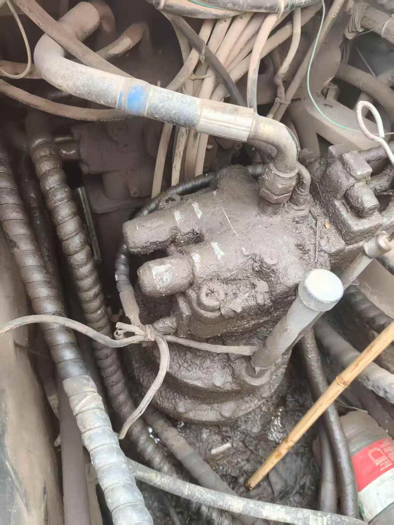 Buy Hitachi EX200-3 Used Excavator / 5