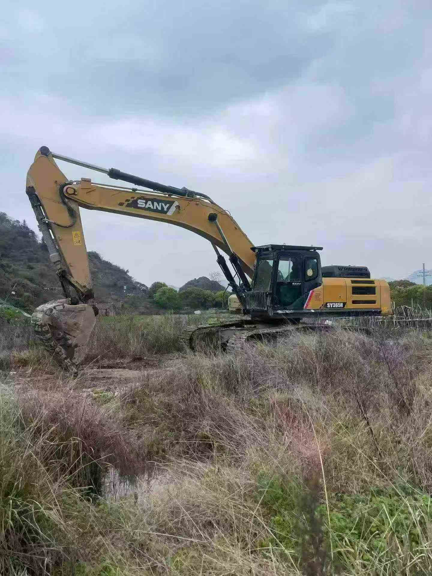 Buy Sany SY365C Used Excavator / 3