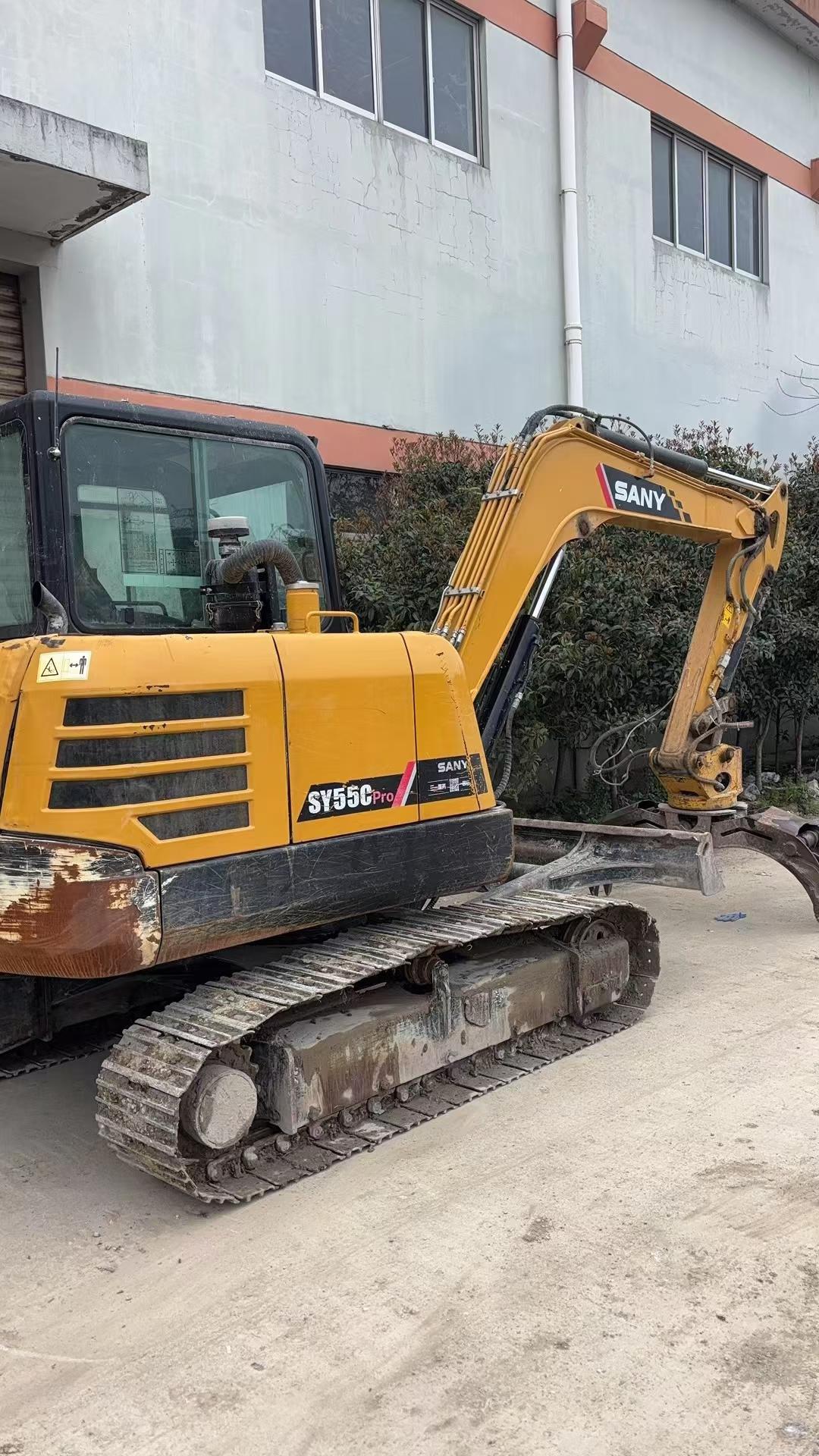 Купить 三一 SY55 Подержанный Экскаватор