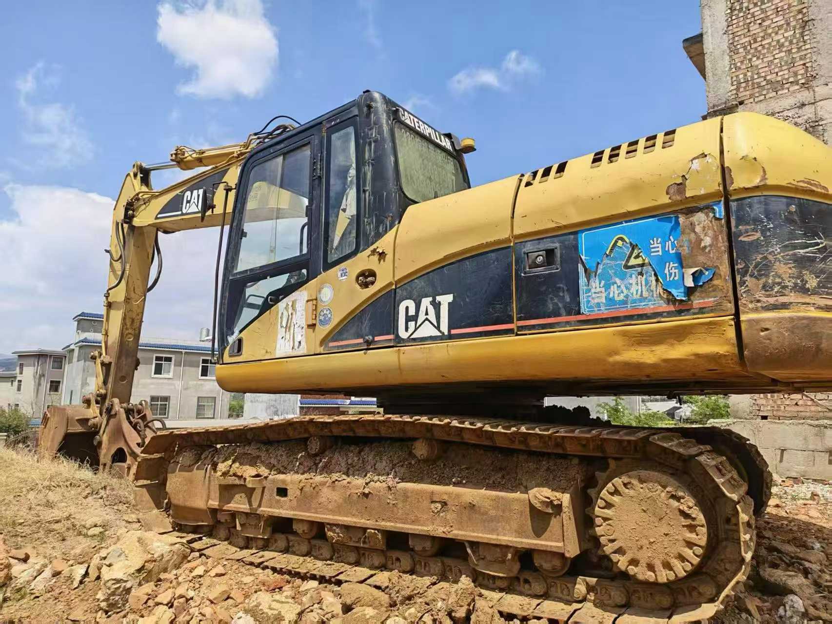 Buy Caterpillar 320A Used Excavator / 3