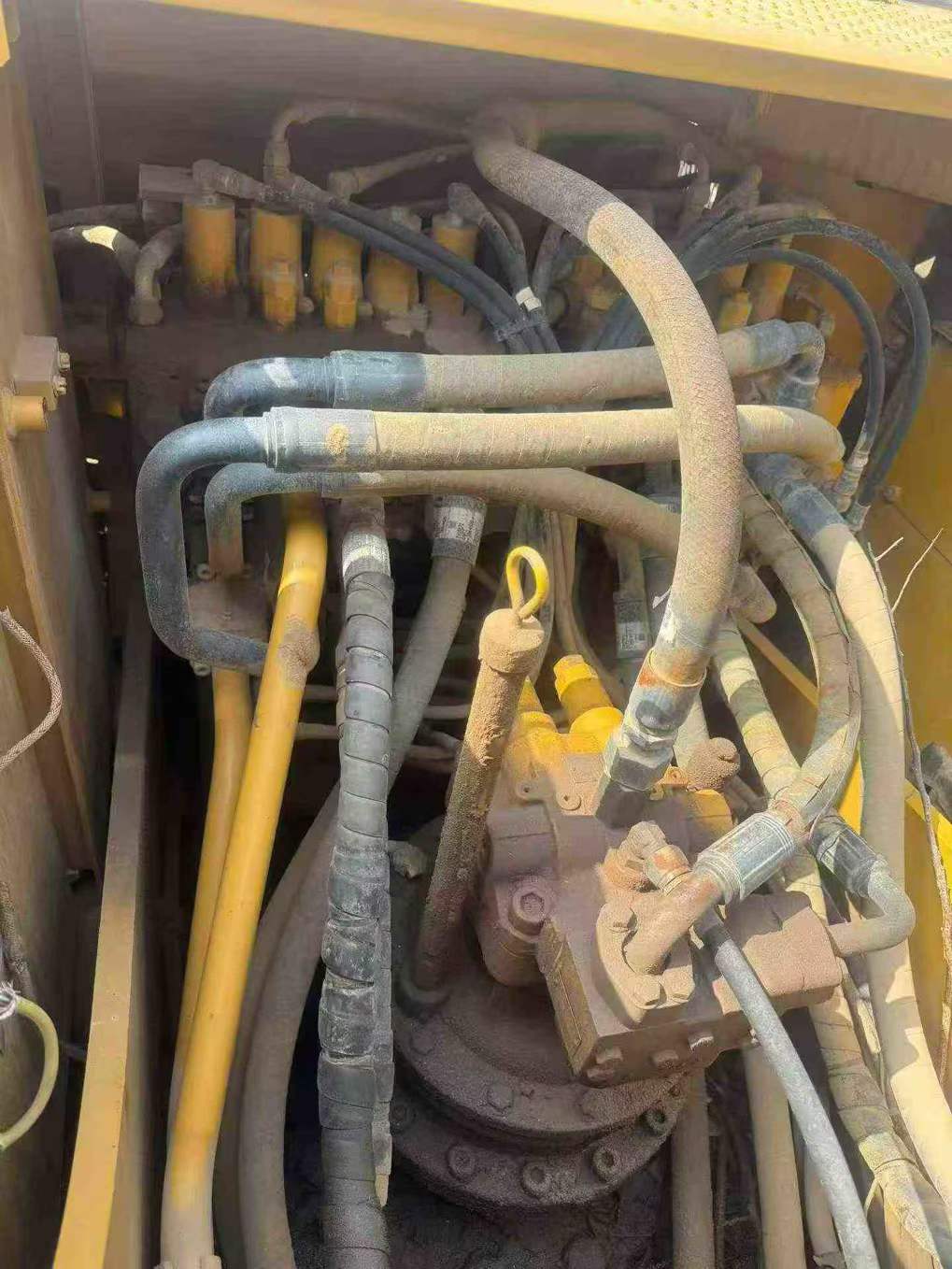 Buy Caterpillar 320A Used Excavator / 3