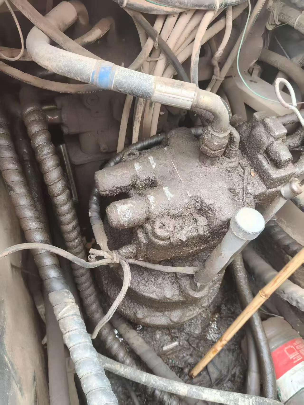 Buy Hitachi EX200-3 Used Excavator / 5