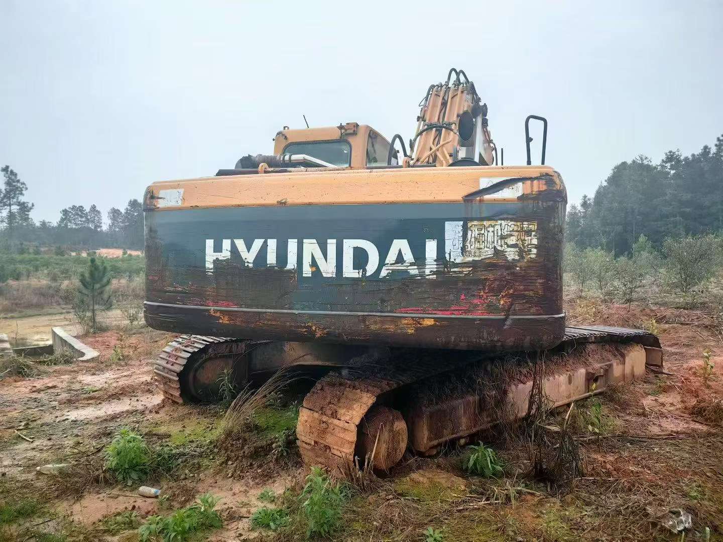 Buy Hyundai R275LVS Used Excavator / 3