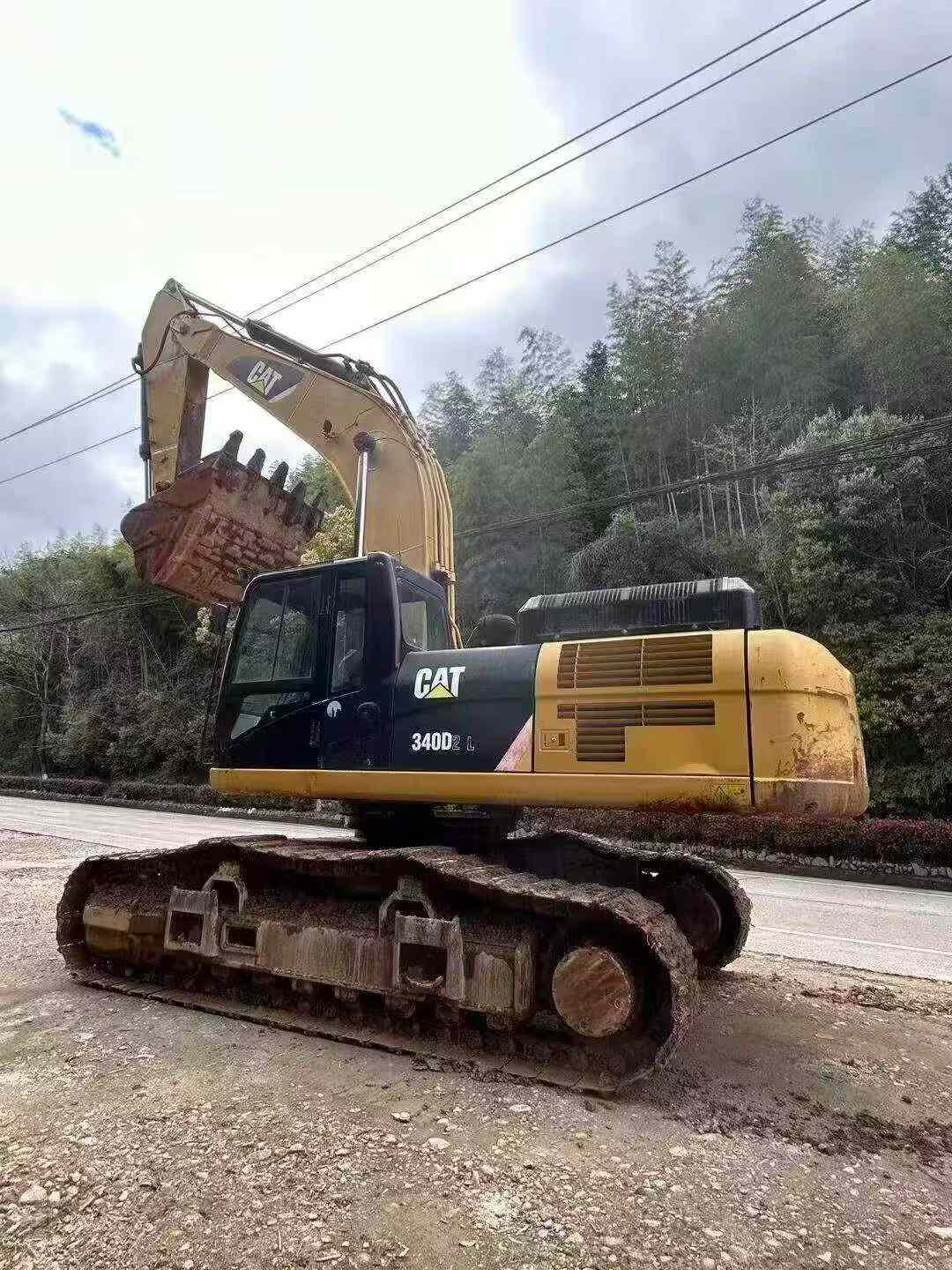 Buy Caterpillar 340D2L Used Excavator / 4