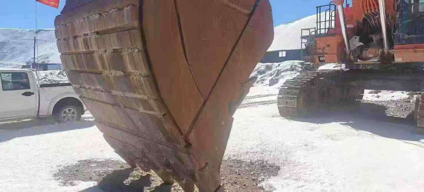 Buy Hitachi EX1200 Used Excavator / 7