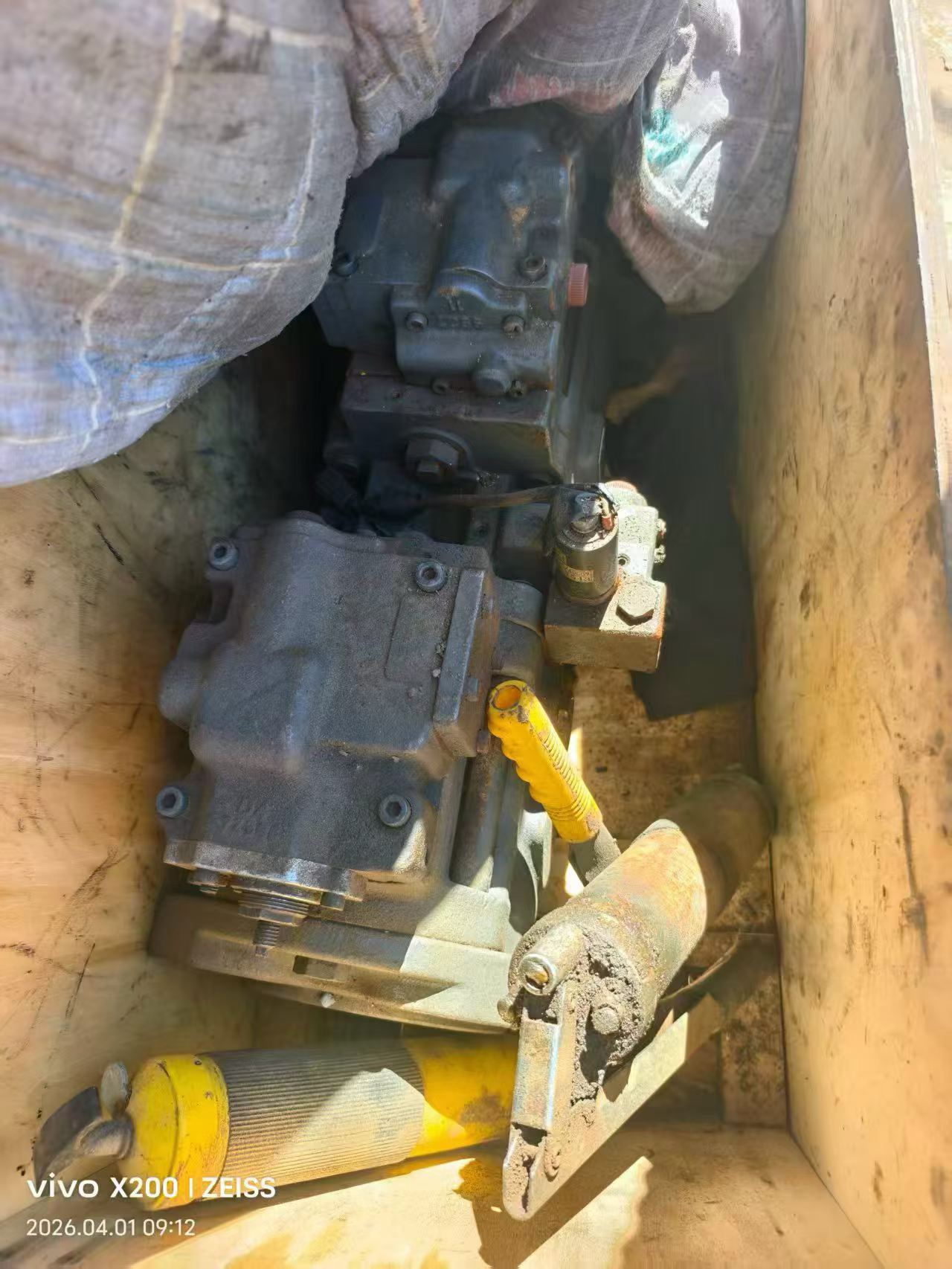 Buy XCMG XE215 Used Excavator / 7