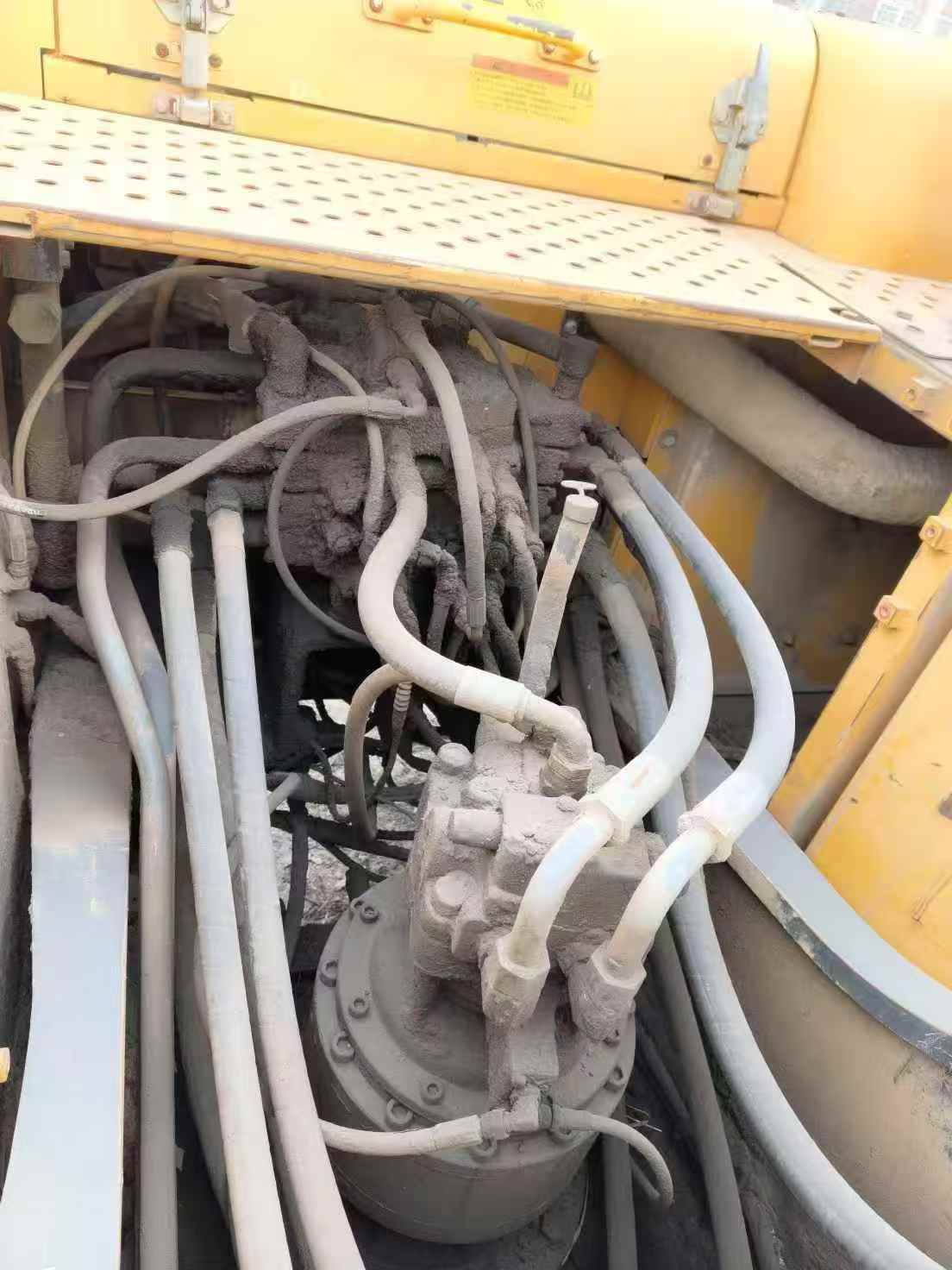 Buy Volvo EC210B Used Excavator / 5