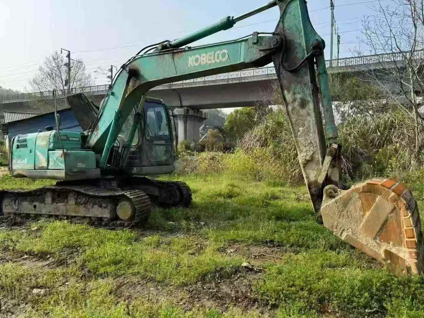 Buy Kobelco SK140 Used Excavator / 3