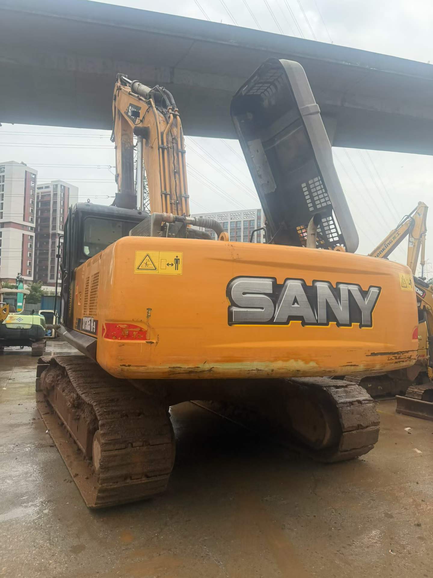 Buy Sany SY305C Used Excavator / 2