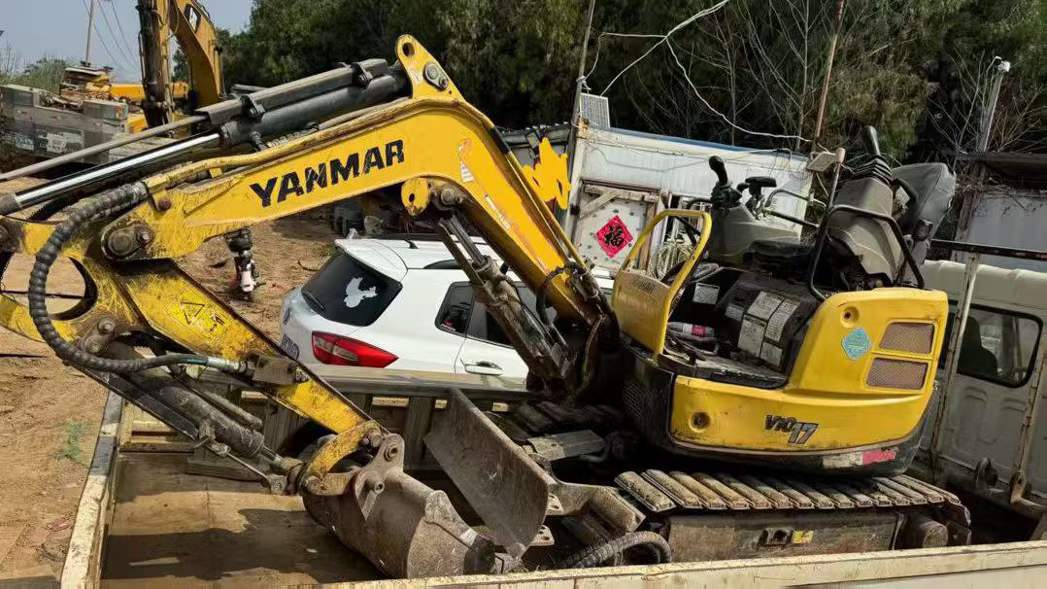 Buy Yanmar Vio17 Used Excavator / 2