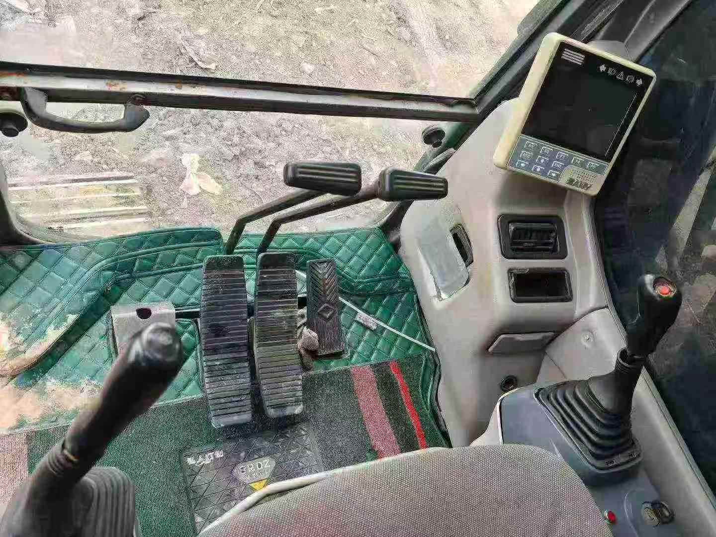 Buy Sany SY205C-8 Used Excavator / 7