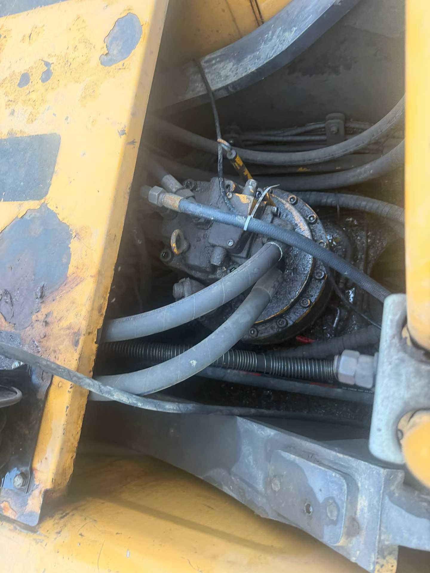 Buy Sany SY305C Used Excavator / 6