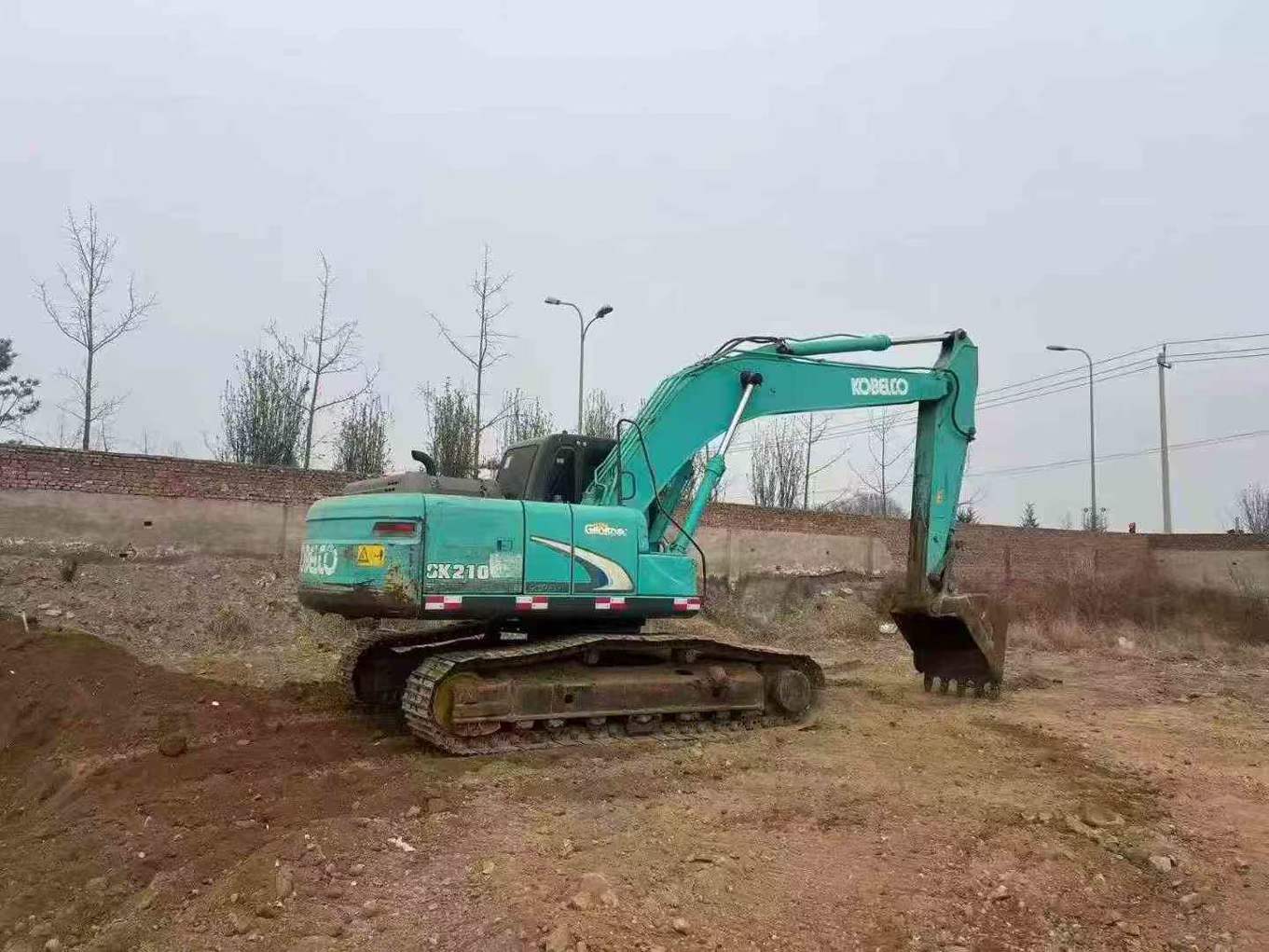 Buy Kobelco SK2008 Used Excavator / 2